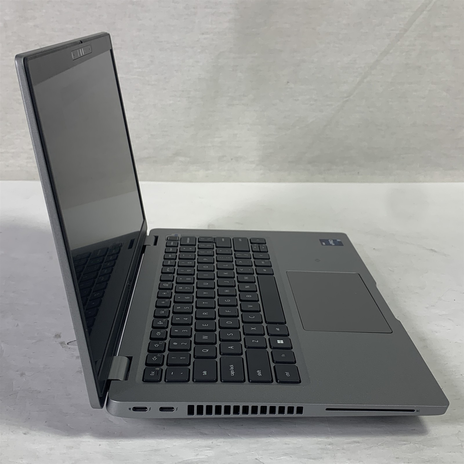 Dell Latitude 5430 14.0″ Laptop i7-1265U 3.6GHz 16GB 512GB NVMe SSD – NO OS