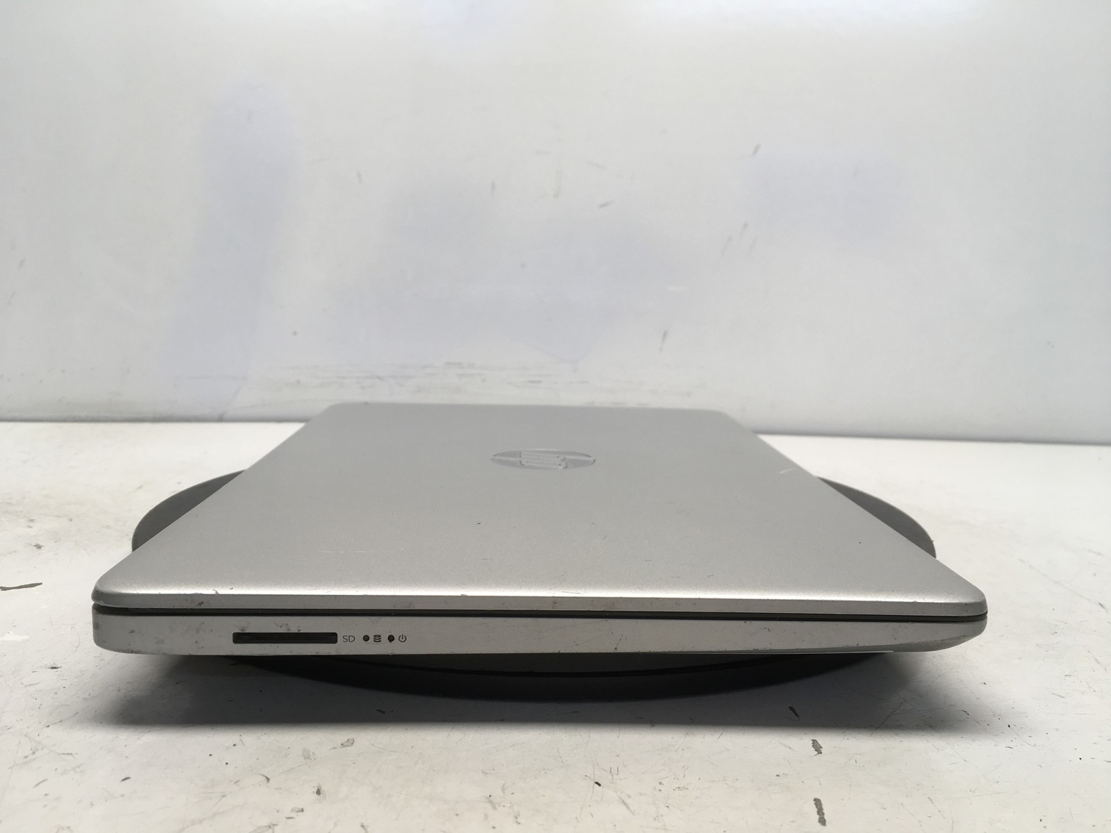 HP 14-FQ0036CL AMD 3020E 1.2GHz 4 GB NO HDD No Batt