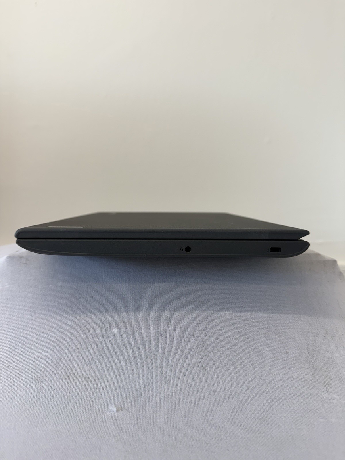 Lenovo 100e Chromebook 2nd Gen MTK Laptop – RAM 4GB – Read Des