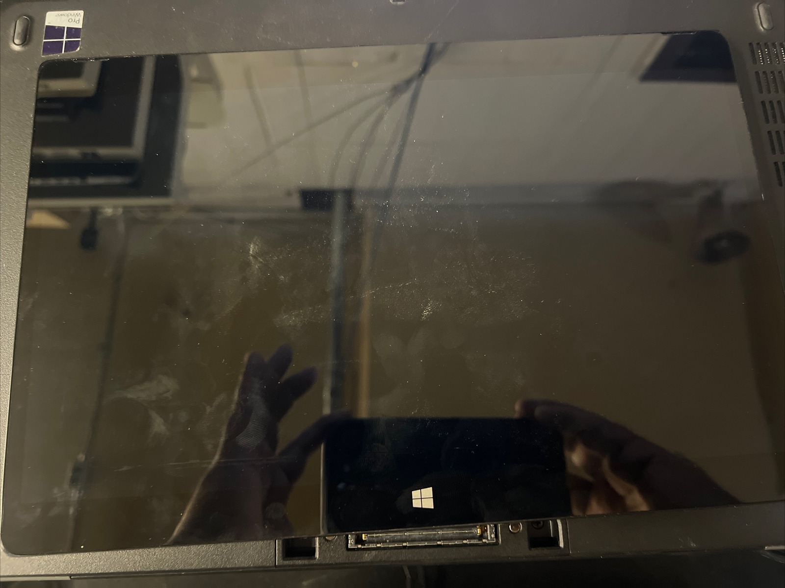 Dell Latitude 7275 12.5″ (Intel Core M, 8GB RAM, No SSD/OS) – parts PLEASE READ!