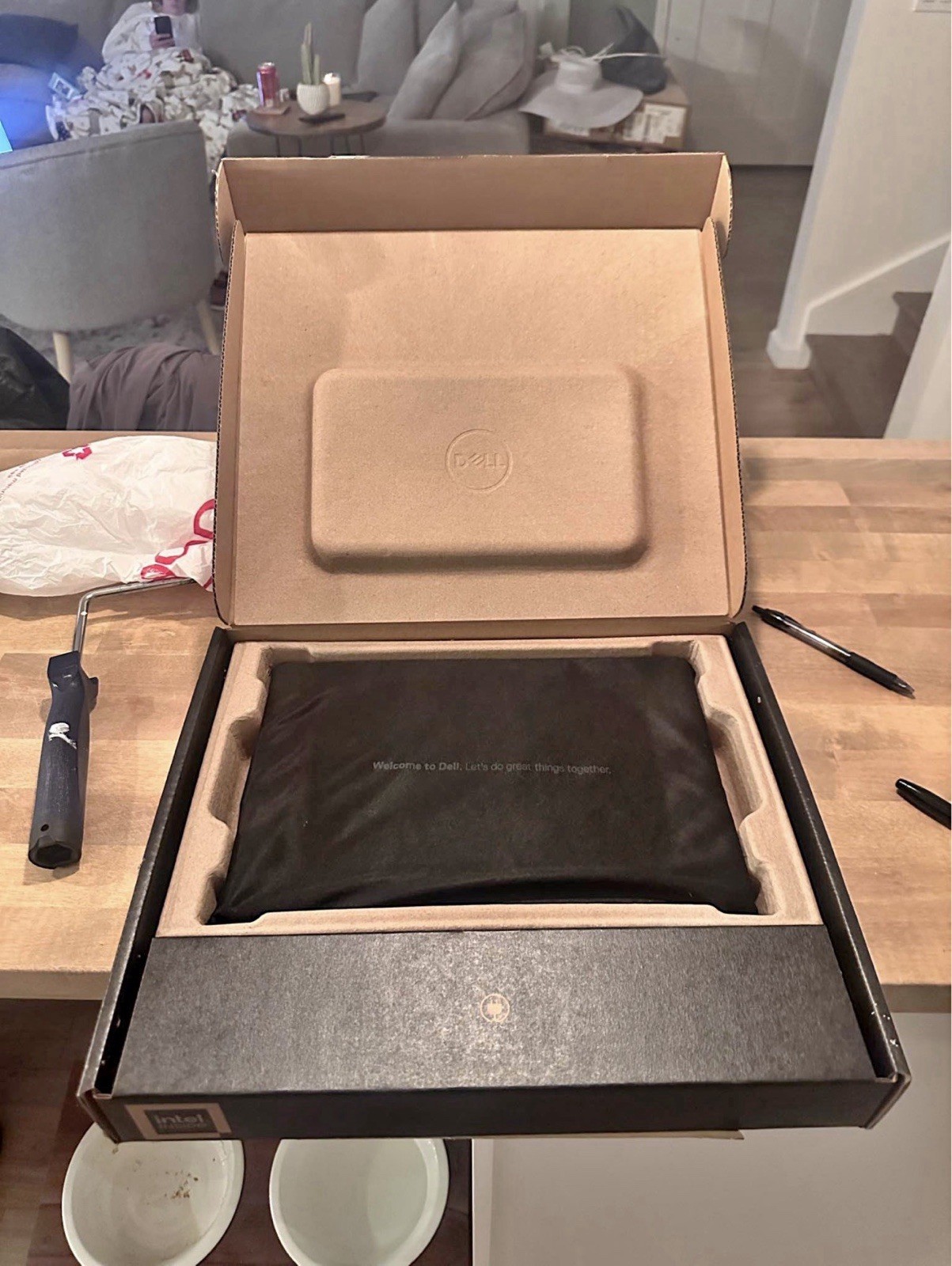 Dell Latitude 3340 13″ FHD i3 8GB RAM 256GB SSD Win 11 Pro Silver