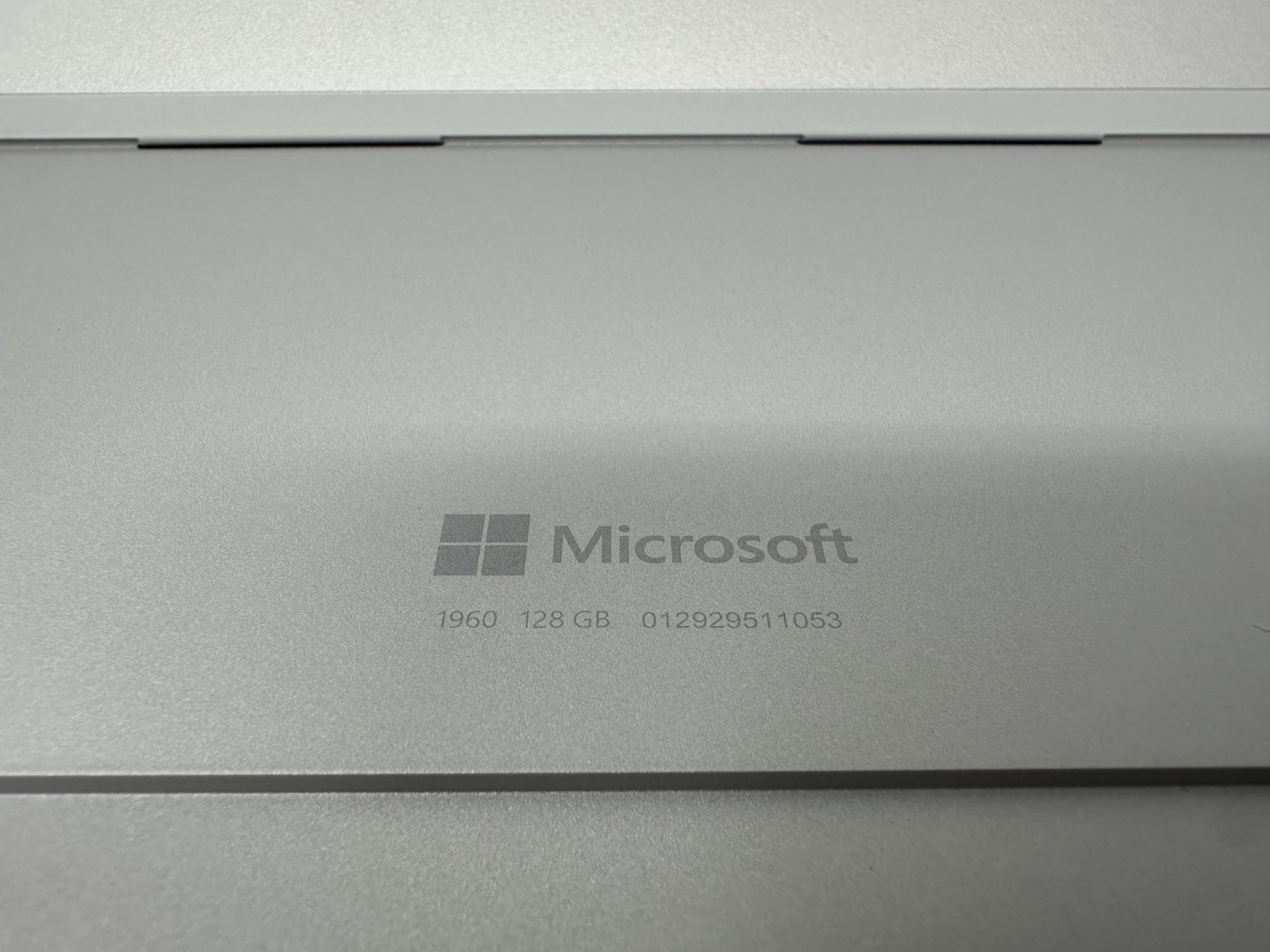 Microsoft Surface Pro 7+ 1960 128GB SSD, Intel Core i5 11th Gen, 8GB RAM