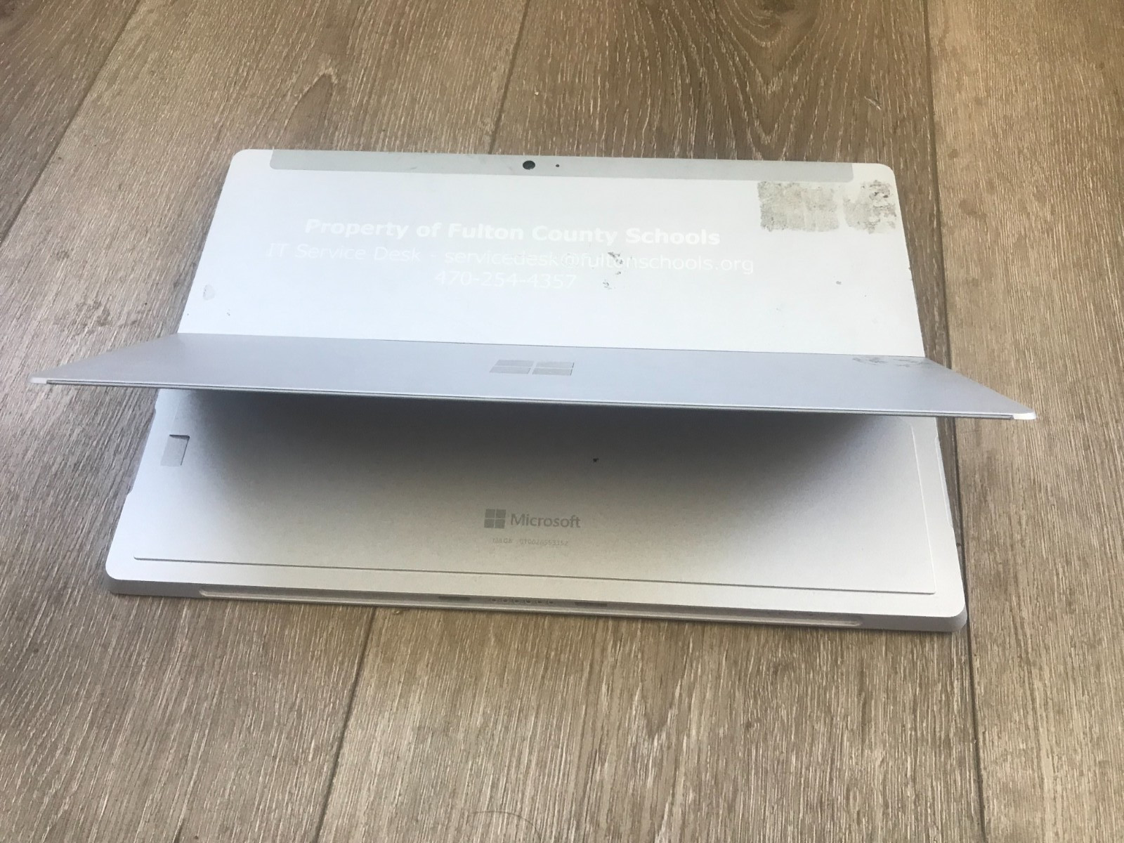 Microsoft Surface 3 1645 Tablet Atom x7 Z8700 1.6GHz 4GB RAM 128GB SSD As Is