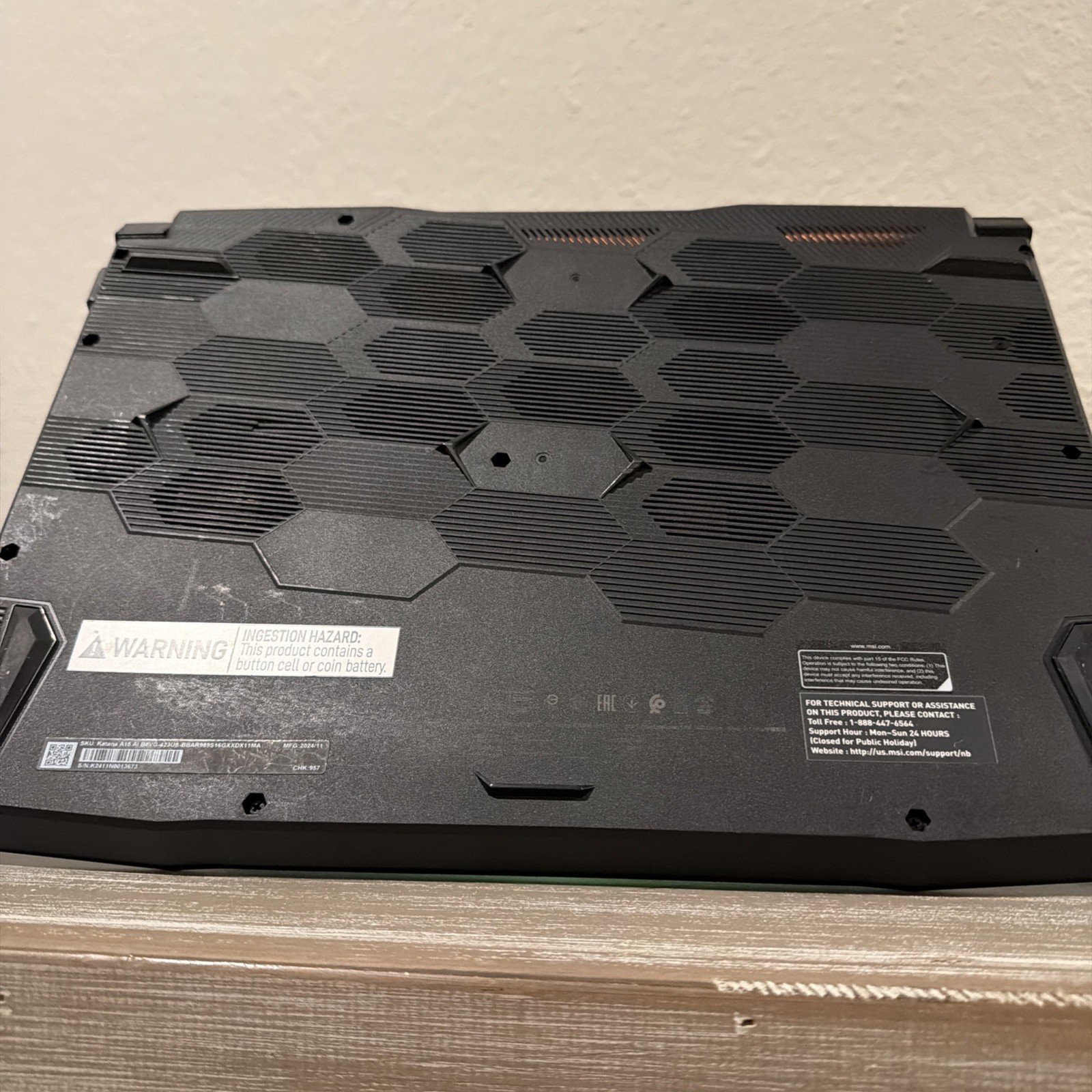 MSI Katana A15 AI Gaming Laptop AMD Ryzen 9 8945HS RTX 4070 16GB 1TB 15.6″ WIN11