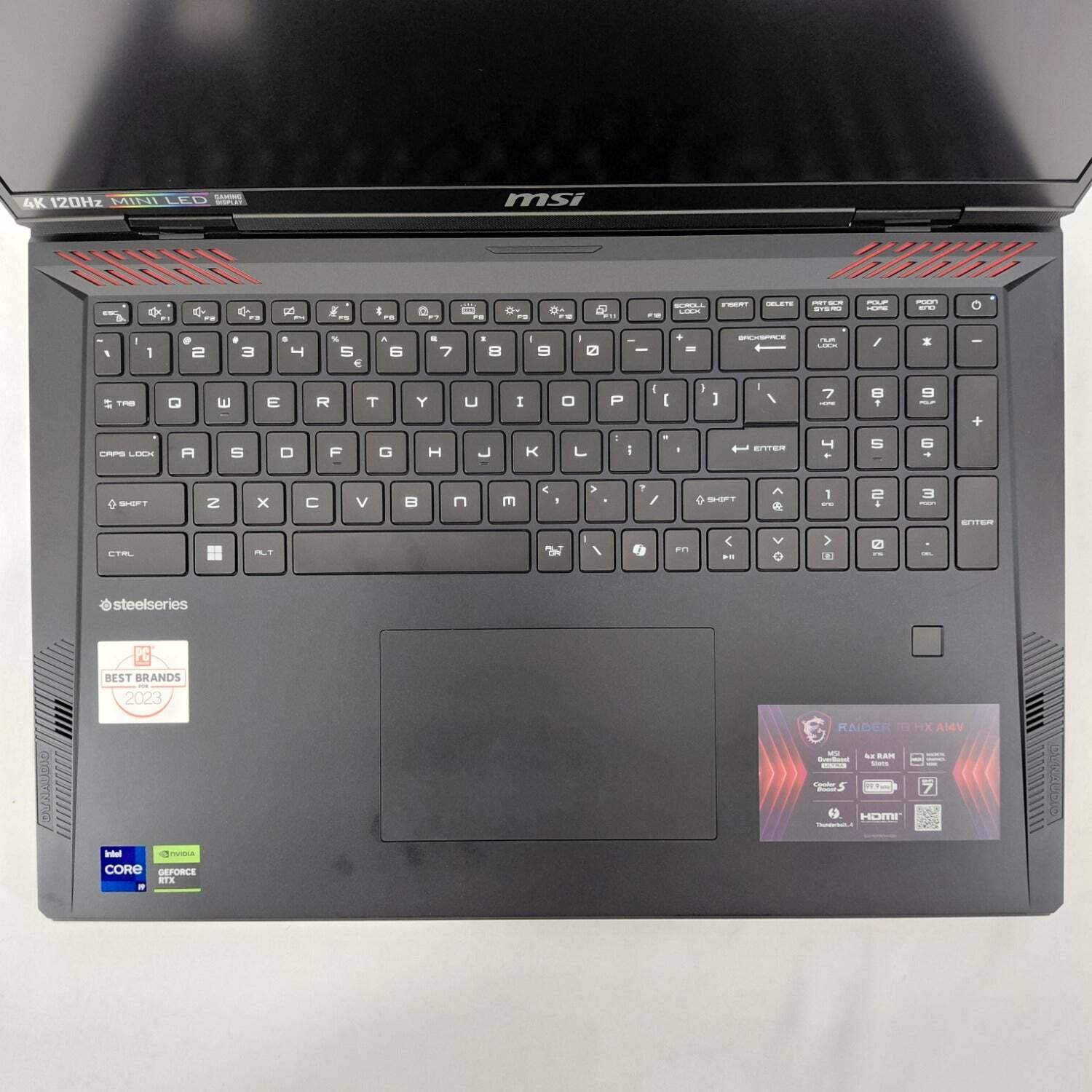 MSI Raider 18 HX A14VHG 18″ i9-14900HX 2.2GHz 32GB RAM 2TB GeForce RTX 4080