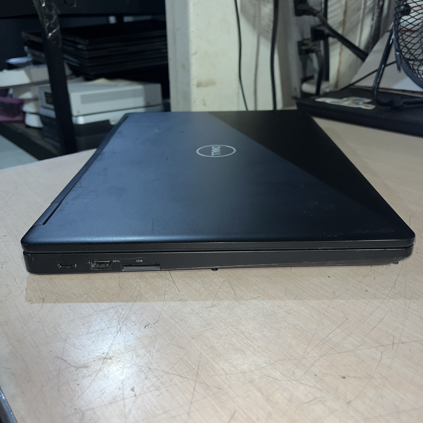 DELL PRECISION 3530 INTEL CORE I7-8850H 8GB RAM NO HD