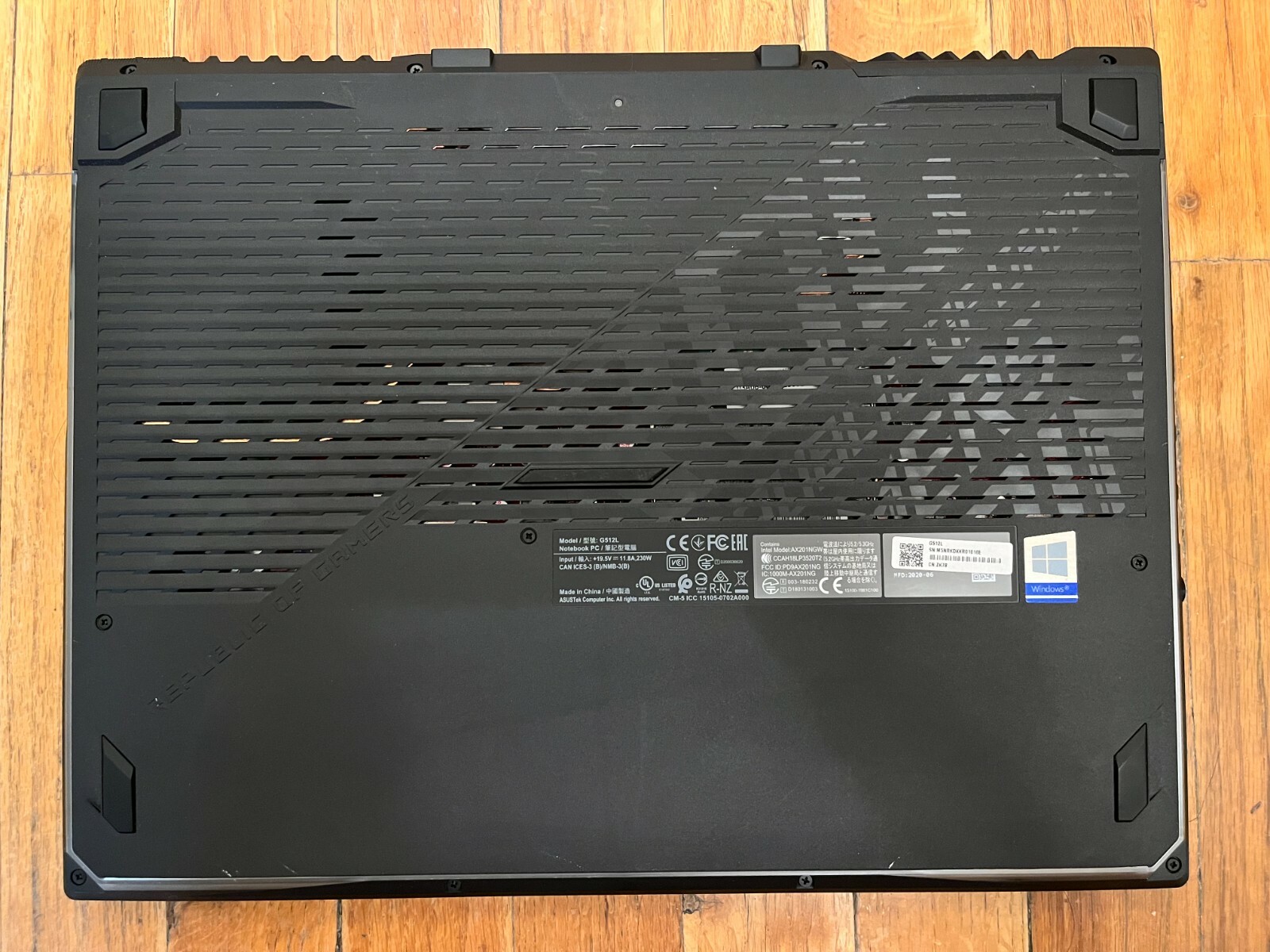 [REFURBISHED] ASUS ROG Strix G512LW-XS78 144Hz Core i7-10750H 32GB 1TB RTX 2070