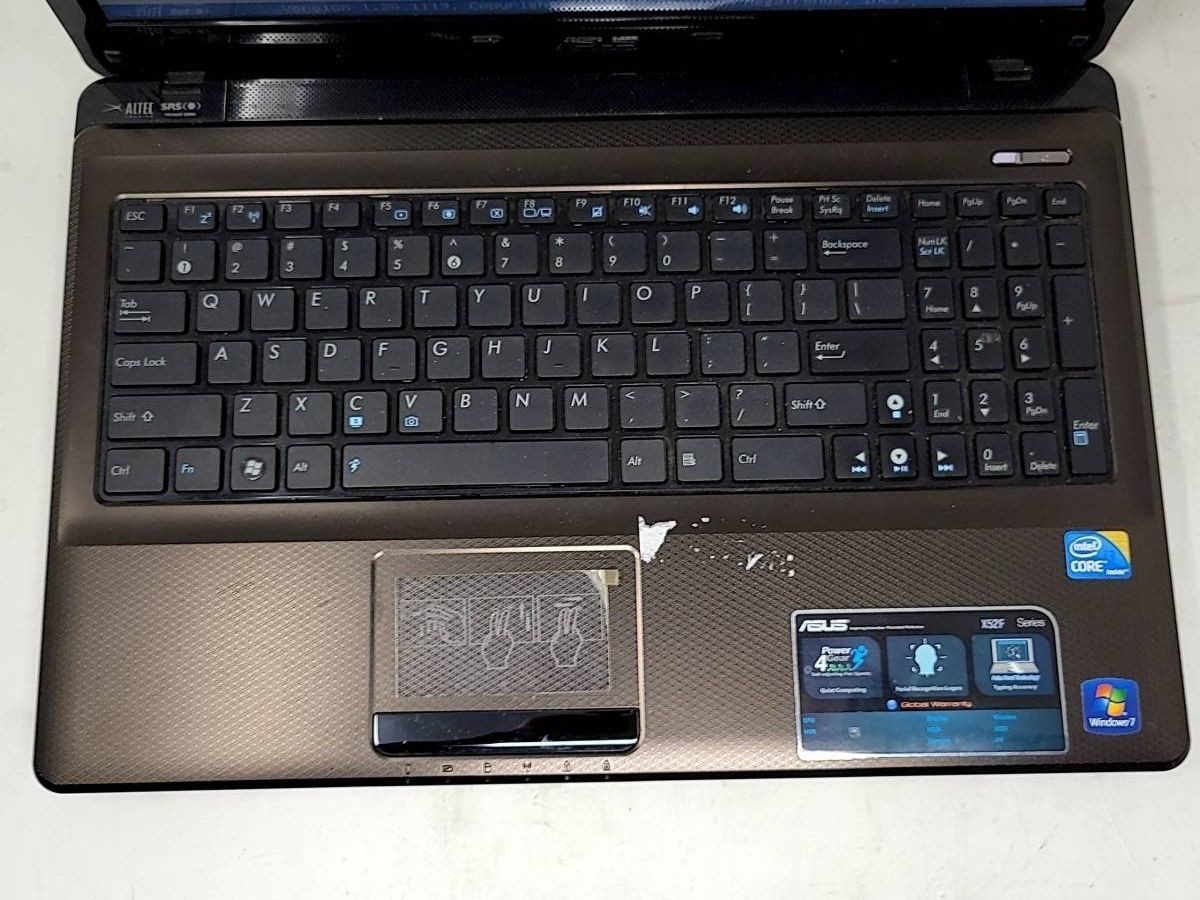 ASUSTEK X52F Laptop Intel Core I3 M 370 4GB SEE NOTES