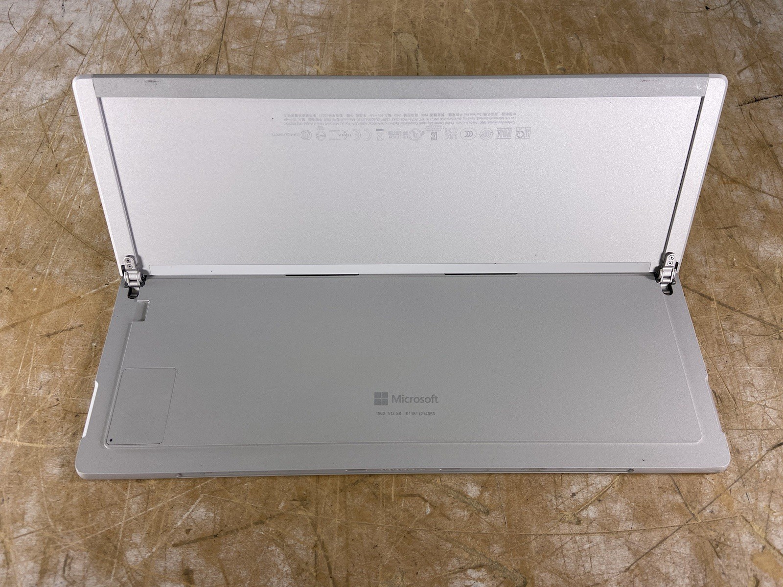 MICROSOFT SURFACE PRO 7+ (1960) i7-1165G7 @ 2.80GHz, 16GB RAM, NO HDD/OS