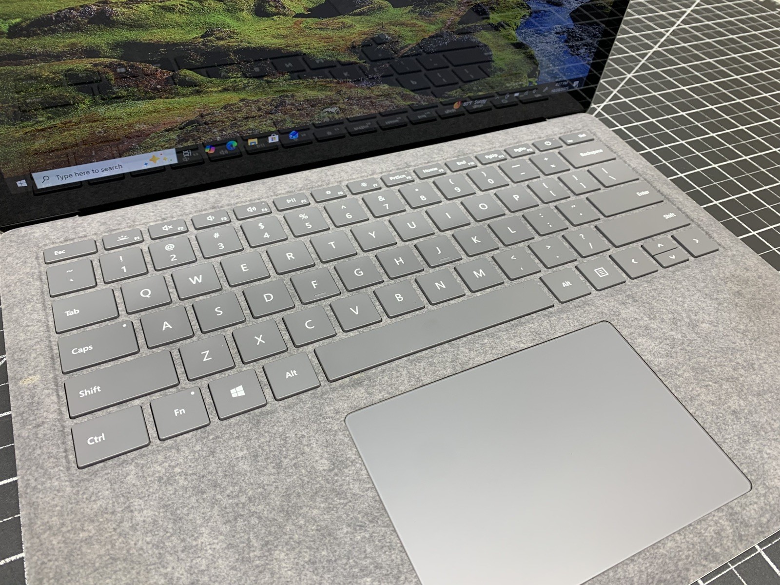 Microsoft Surface Laptop 3 Intel i5-1035G7 | 8GB RAM, 128GB SSD | #P163