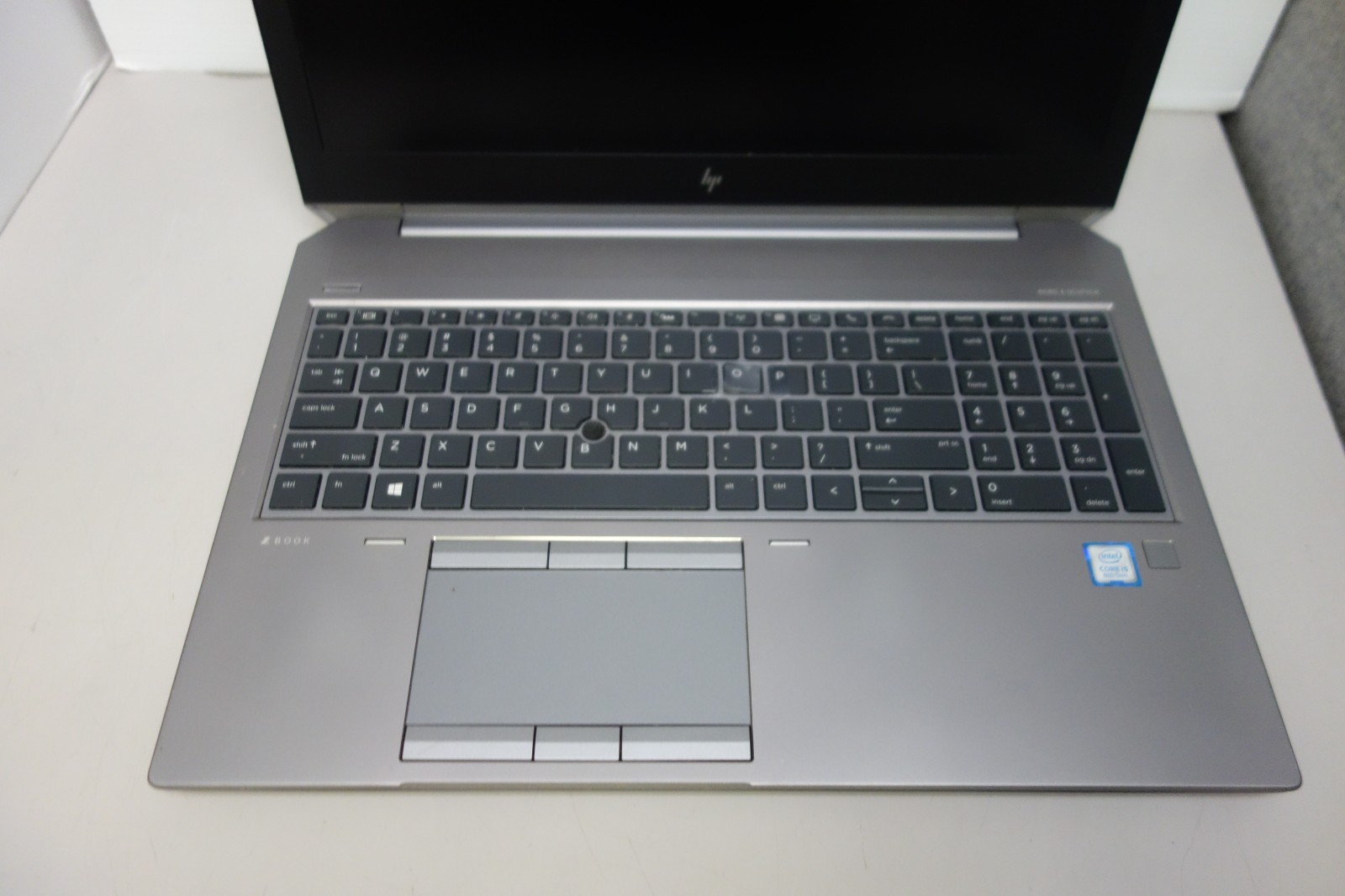 HP ZBook 15 G5 15.6″ i5-8300H 2.3GHz 16GB/256GB m2 SSD UBUNTU Laptop + AC