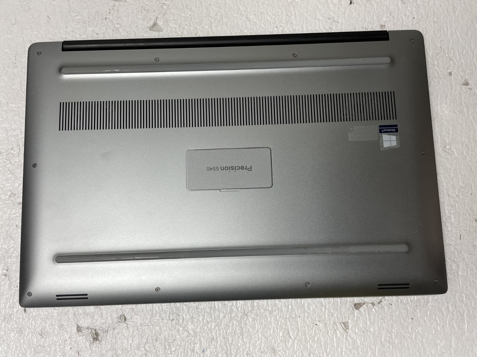 DELL Precision 5540 Intel Core i9-9980HK @2.40GHz 16GB RAM NO SSD For Parts