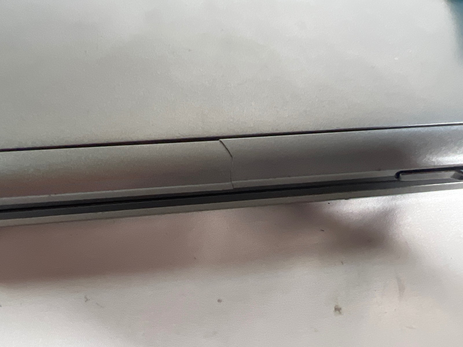 Dell Latitude D630 Win XP Core 2 Duo T7250 2GHz 3 GB 500 GB 14.1″ rs232