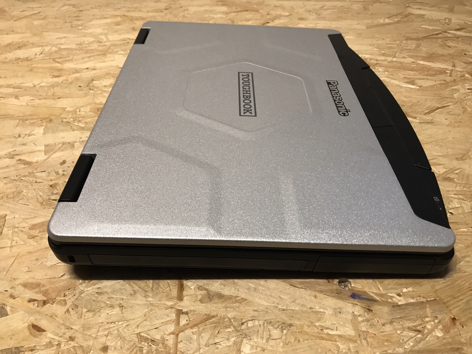 Panasonic Touhgbook CF-54 MK1,14″FHD,i5-5300U,2,3GHz,8GB,512GB,LTE,A-WARE