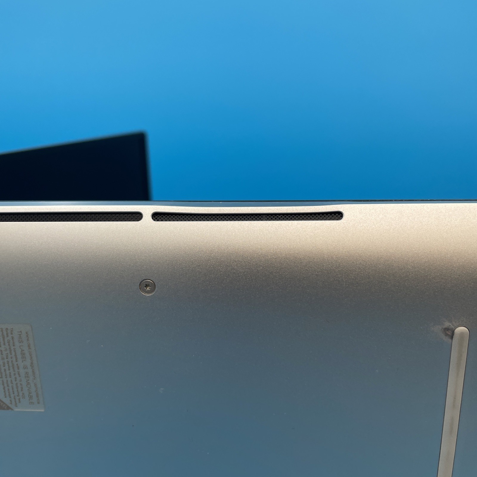 Dell XPS 15 9520 | i9-12900HK | 64GB RAM | 512GB SSD | 3050 Ti | WIN11 PRO | 74%