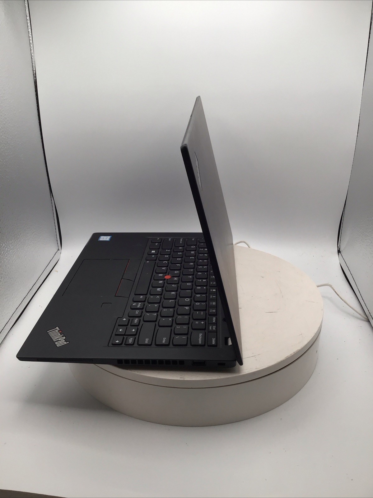 Lenovo ThinkPad X390 13.3″ Laptop i7-8665U 8GB RAM 512GB SSD Win11Pro Used READ
