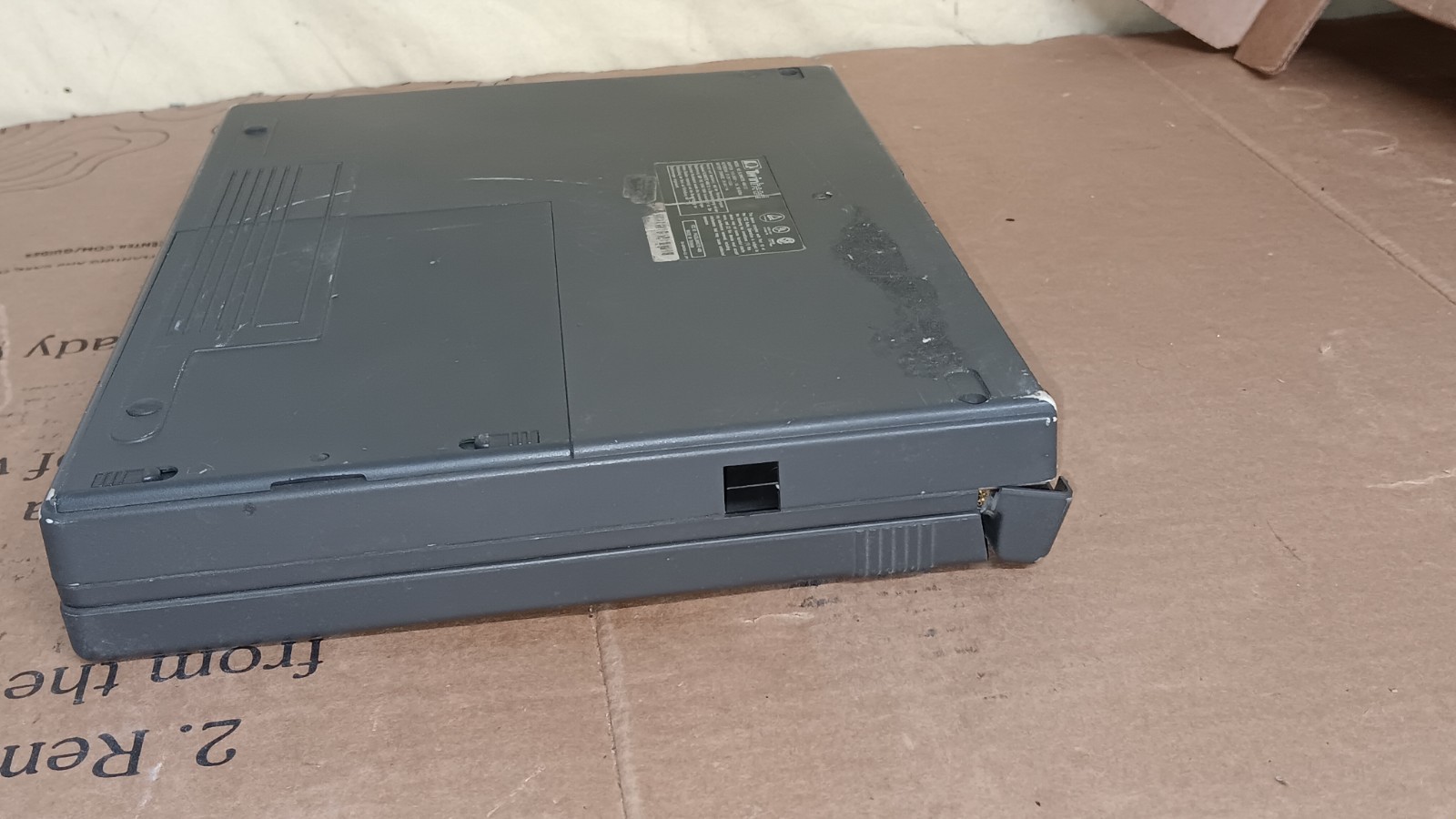 Vintage 1992 Twinhead SlimNote 486/33 Laptop Intel 486DX @ 33MHz processor Parts
