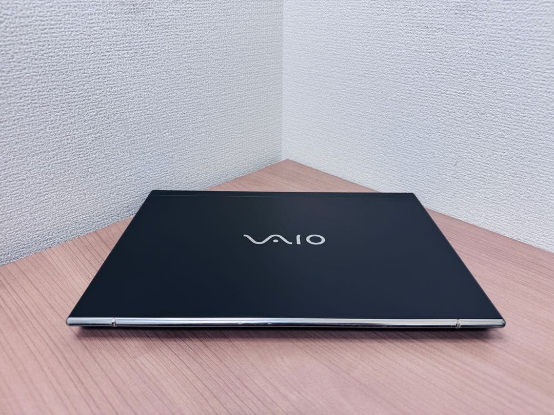 VAIO Pro PK VJPK22 i5-1235U Iris Xe 16GB 256GB 14″ FHD Win 11 Ultra-Lightweight