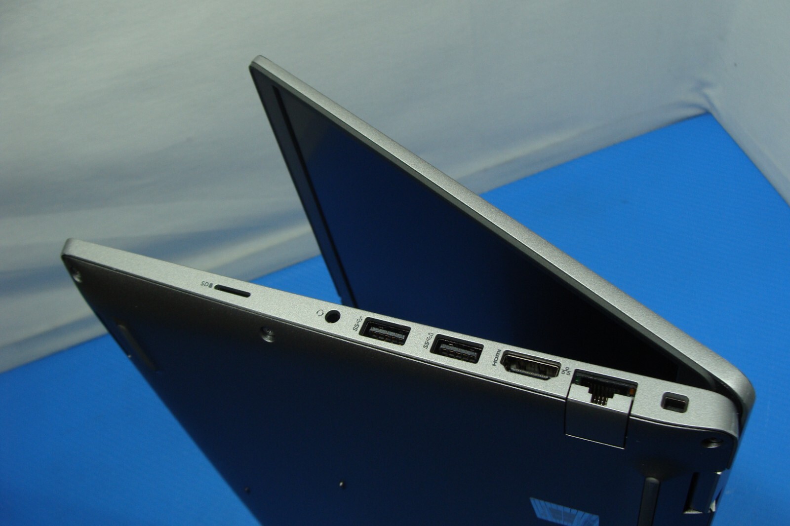 Dell Latitude 14 5420 14″ FHD vPro i7-1185G7 2.8GHz 16GB 512GB Windows 11 Pro