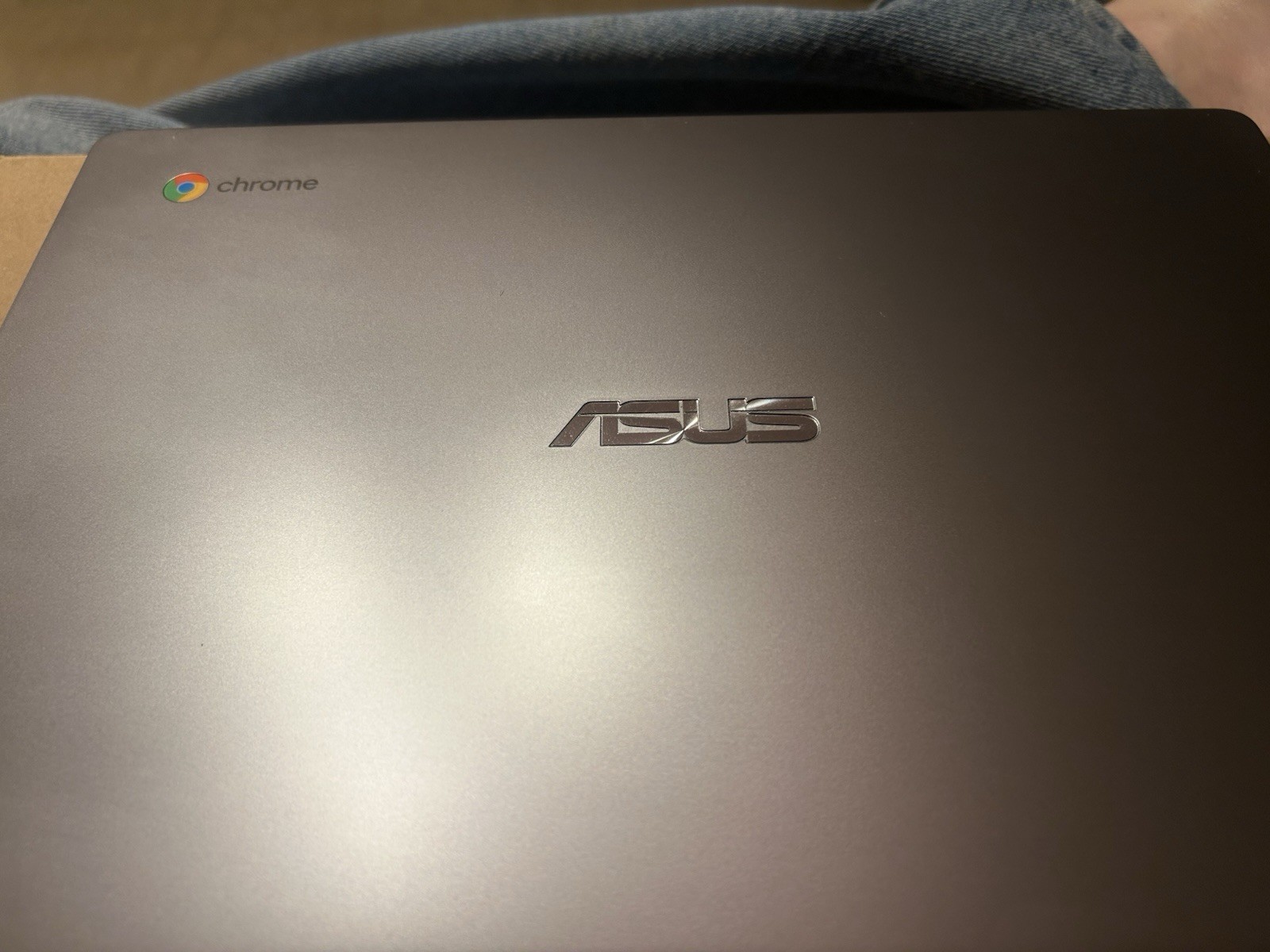 asus chromebook C223N