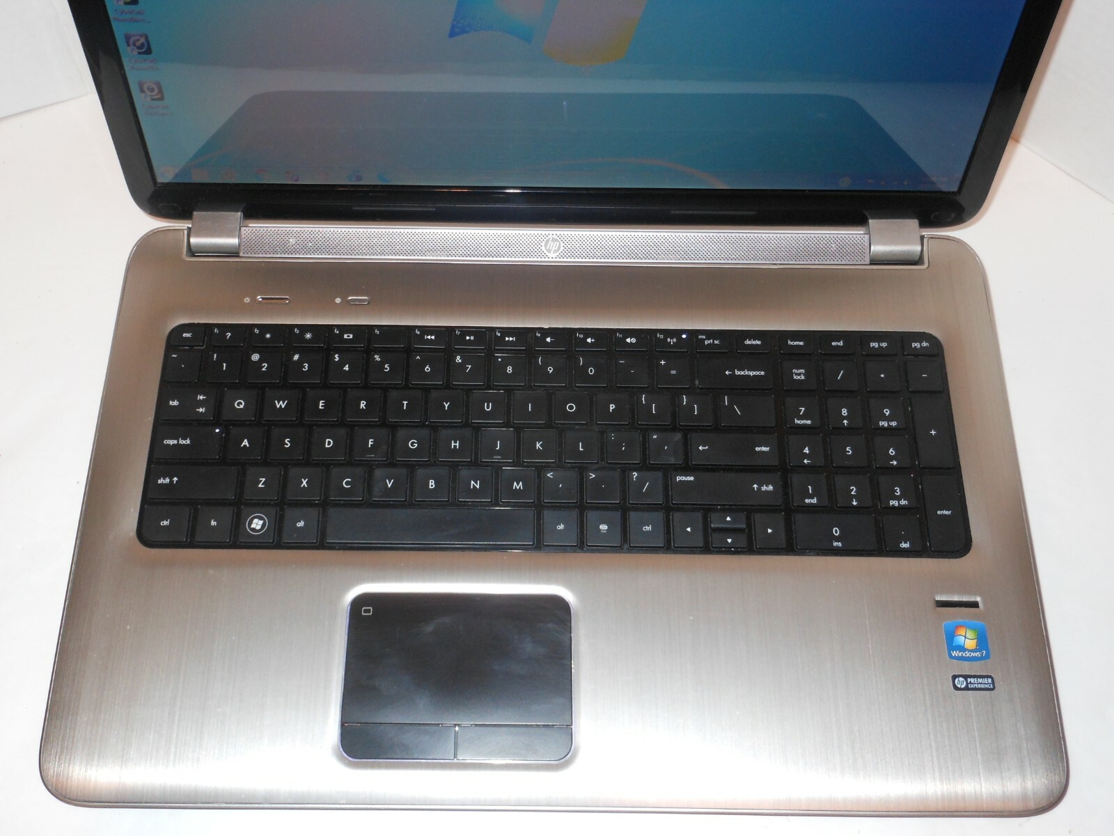 HP PAVILION DV7-6166NR AMD A4-3300M RADEON 1.90GHz 6GB RAM 500GB HDD WIN10 OFF13