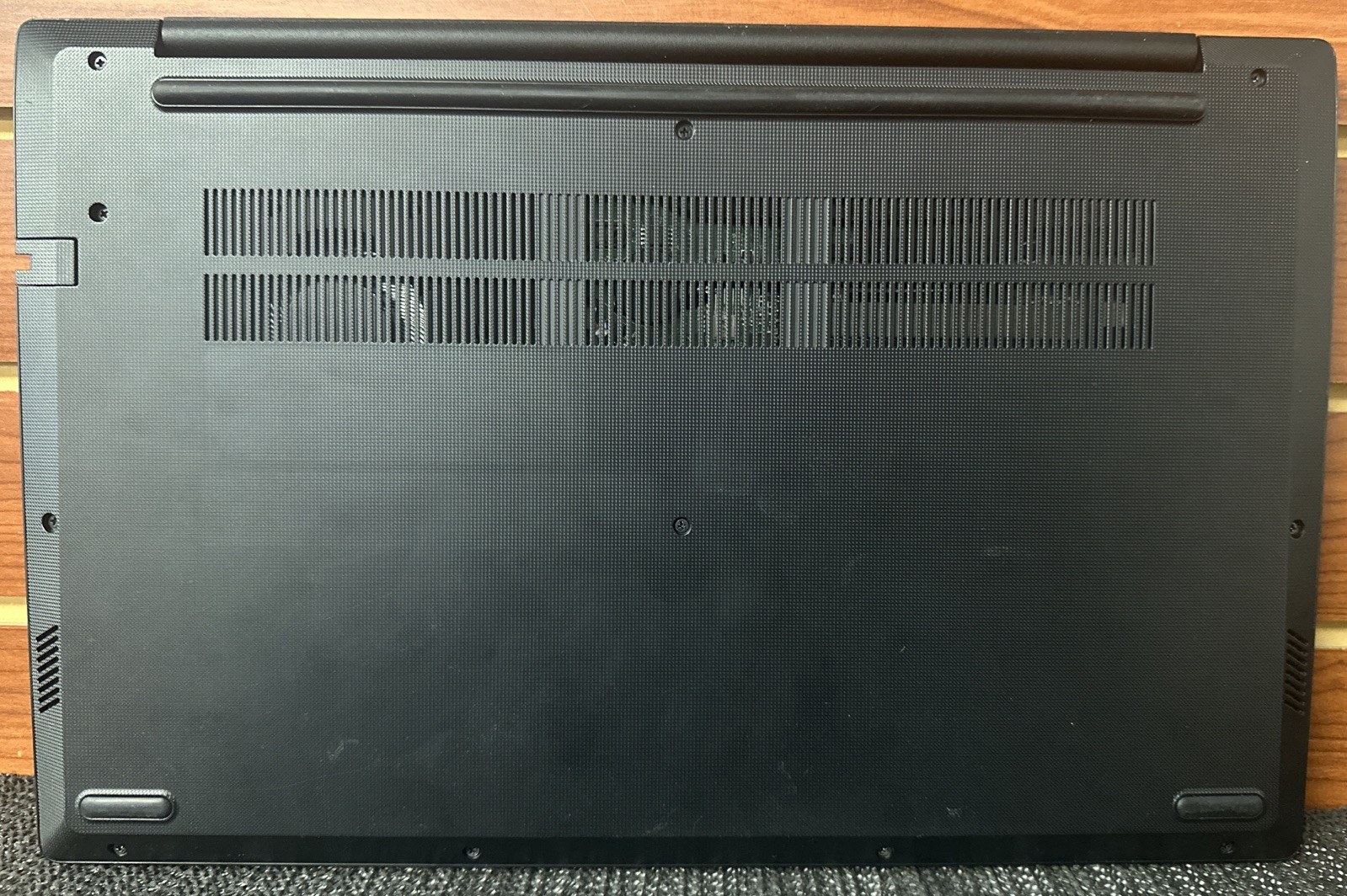 Lenovo IdeaPad 1 Laptop 15.6” FHD Display, AMD Ryzen 5 5500U, 16.0 Ra, 512GB SSD