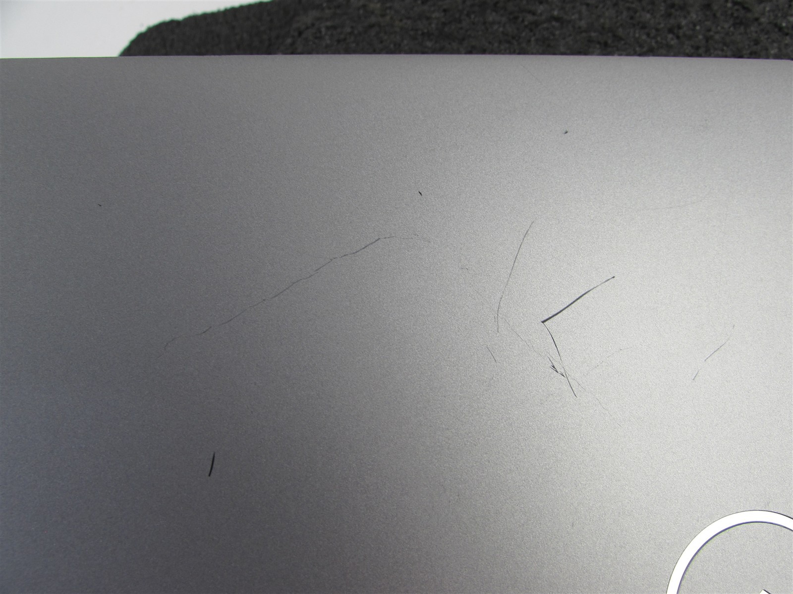 DELL LATITUDE 5520 1920X1080 FHD CORE I7-1185G7 NO SSD 4GB RAM NO O.S