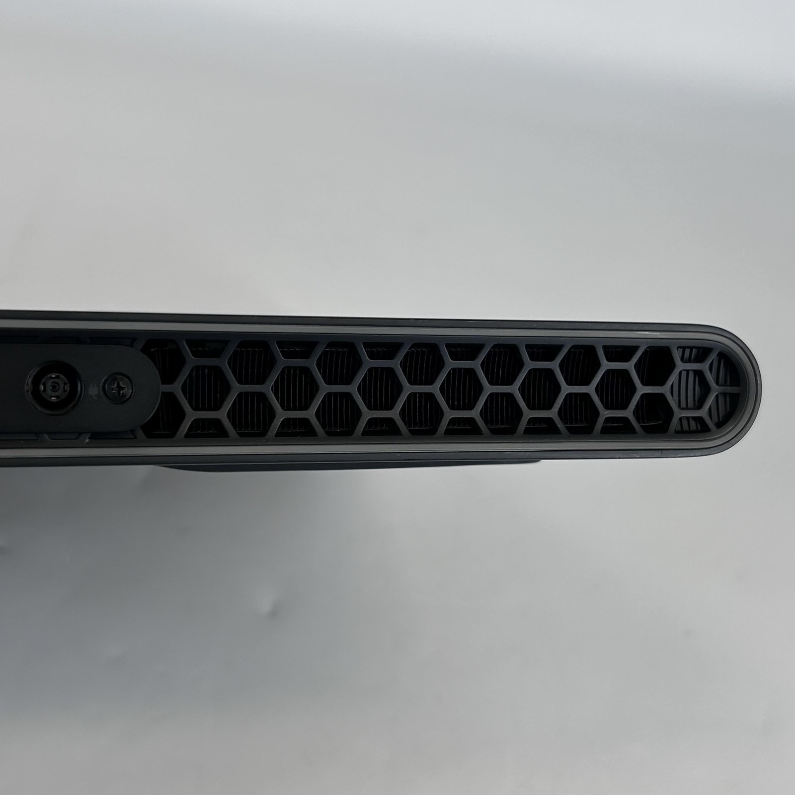 Dell Alienware M18 R2 165Hz QHD+ 2.2GHz i9-14900HX 32GB 1TB RTX 4070 FRAME GAP