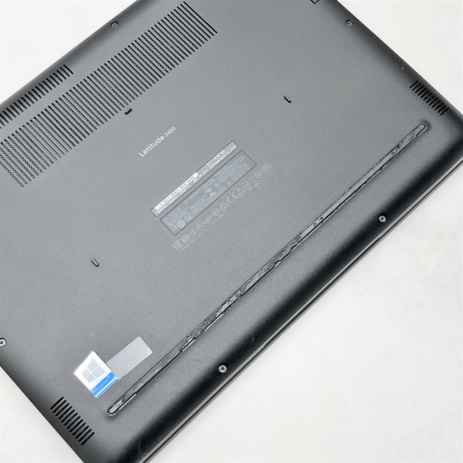 Dell Latitude 3400 Laptop Intel Core i5 8265U 1.6GHZ 14″ HD 8GB 256GB Windows 11