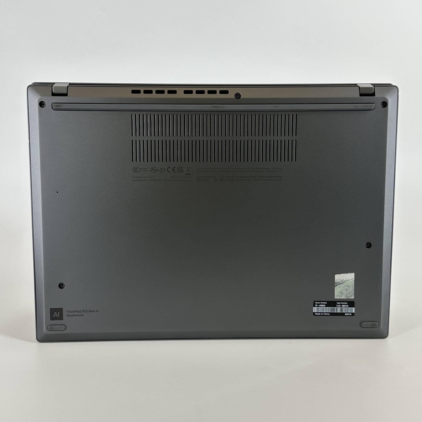 Lenovo ThinkPad X13 Gen 4 FHD+ TOUCH 3.3 GHz Ryzen 7 PRO 7840U 16GB 512GB SSD