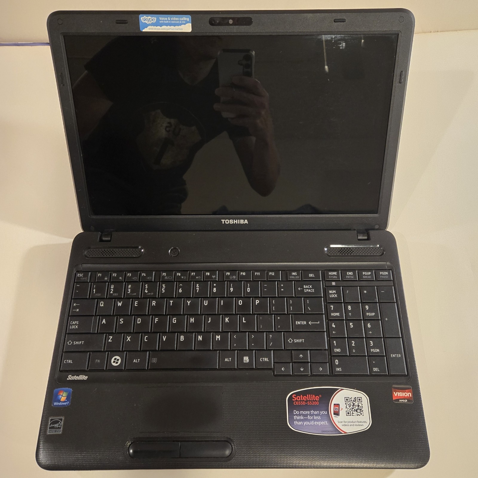 Toshiba Satellite C655D 15″ Laptop AMD C60 NO HDD/Battery/RAM/Power Cable WYSIWG