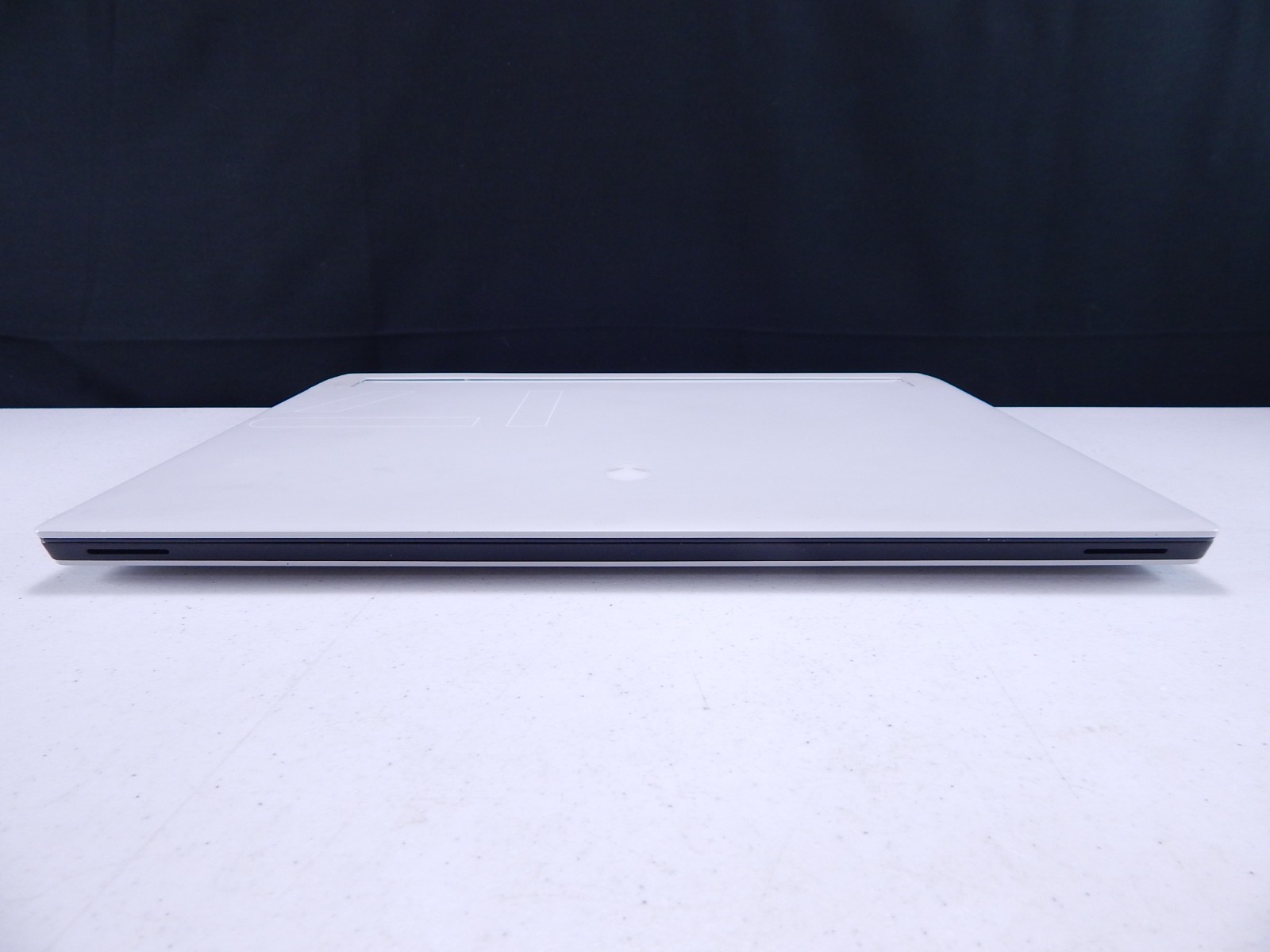 Alienware x17 R2 (17.3 in, 1TB SSD, Intel Core i9, 5.0GHz, 16GB,NVIDIA 3070Ti)