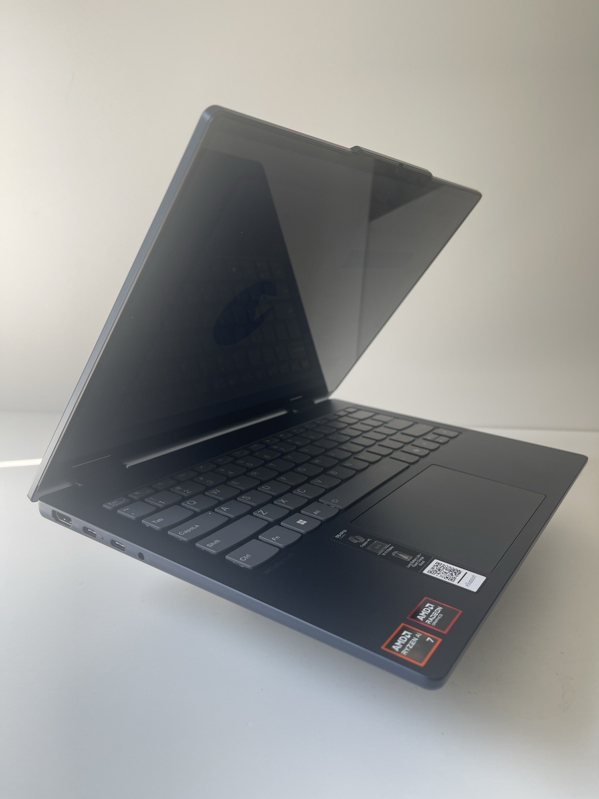 Lenovo Ideapad 5 2-in-1 14″ Ryzen Ai 7 350 16GB 1TB SSD Windows 11 Touch + pen