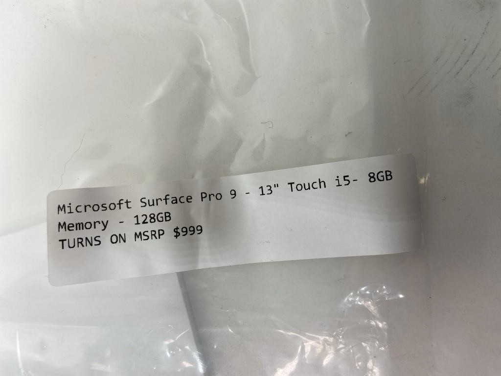 Microsoft Surface Pro 9 13″ 2-in-1 Laptop Intel Core i5-1235U Model 2038