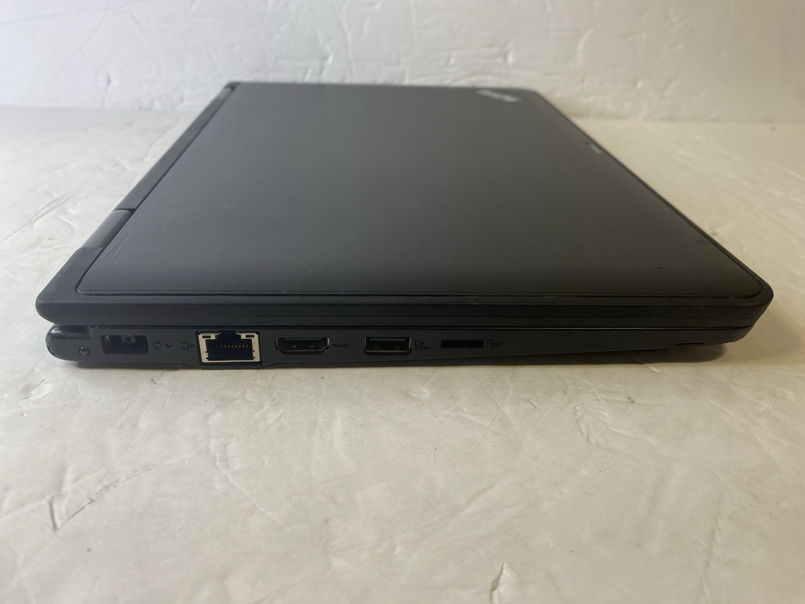 Lenovo ThinkPad Yoga 11e 11.6in 2 in 1 flip TouchScreen Windows 10
