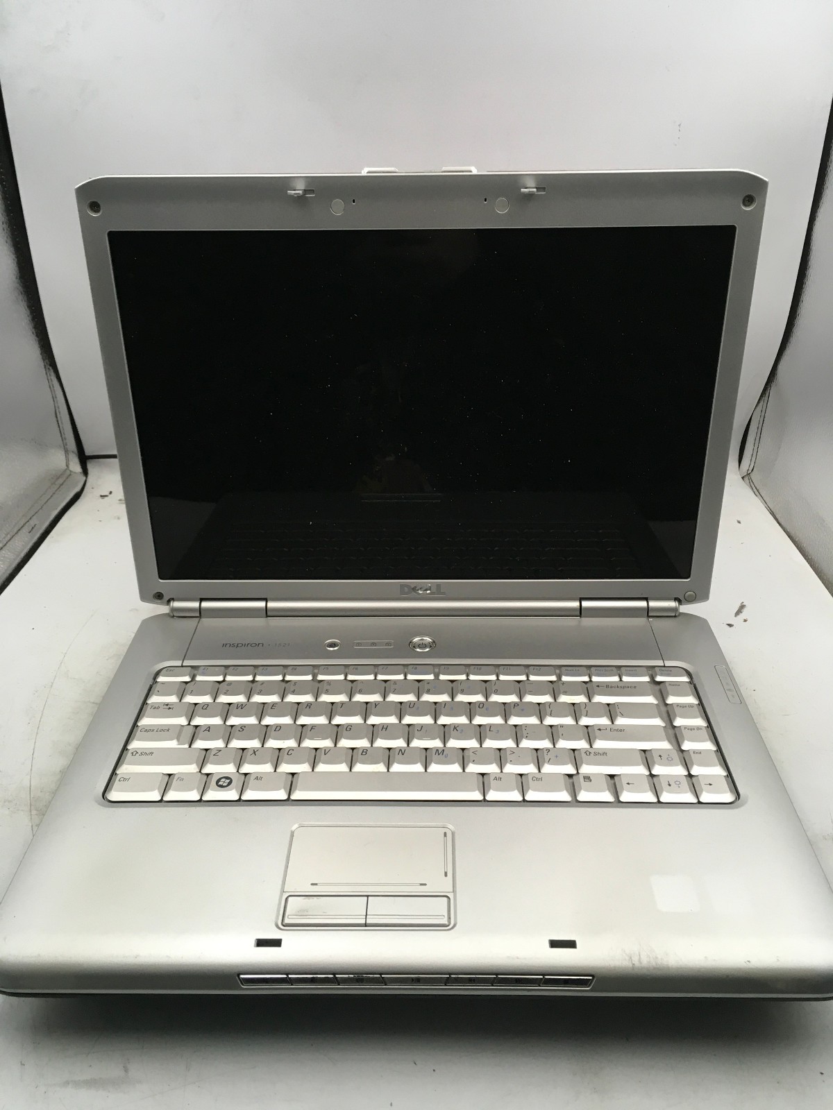 DELL INSPIRON 1520 – FOR PARTS/NO POWER – INTEL CORE 2 DUO – 1GB RAM – 15″ – BB