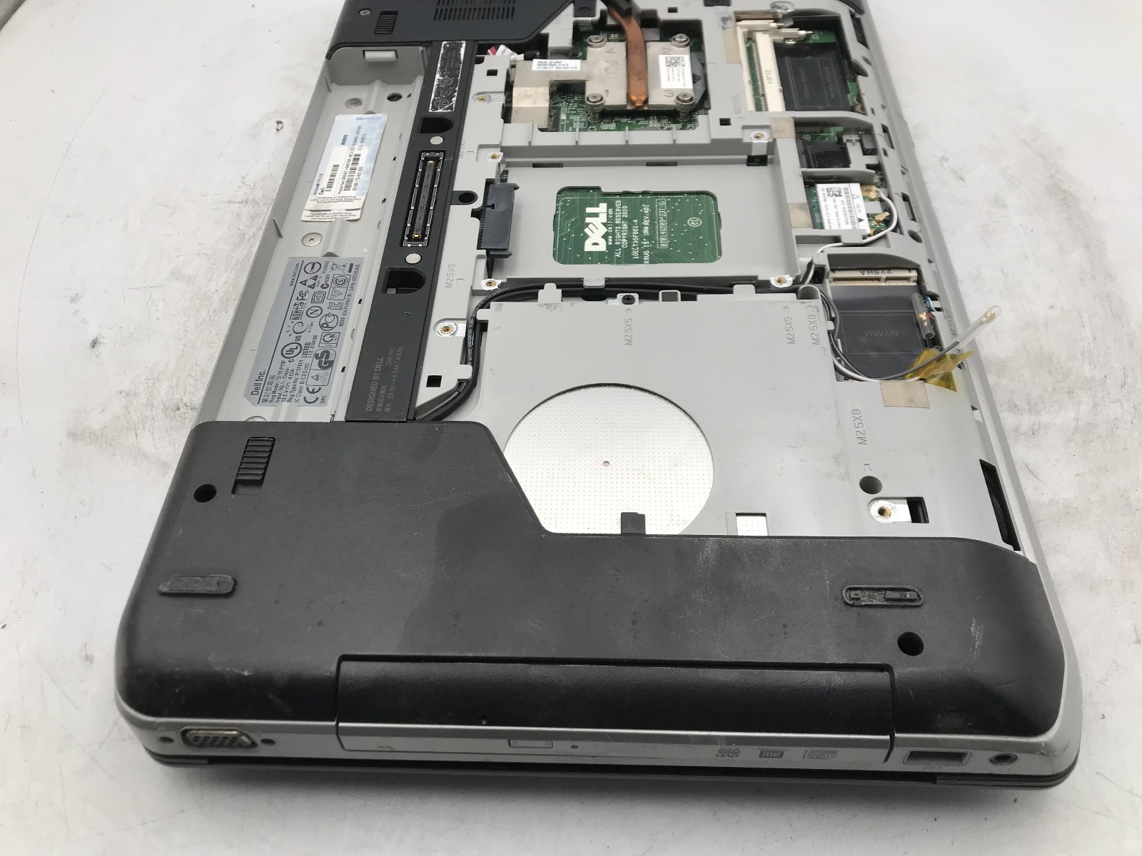 DELL LATITUDE E5520 – BOOTS TO BIOS – INTEL I5 2540M – NO RAM – READ DESCRIP -BB