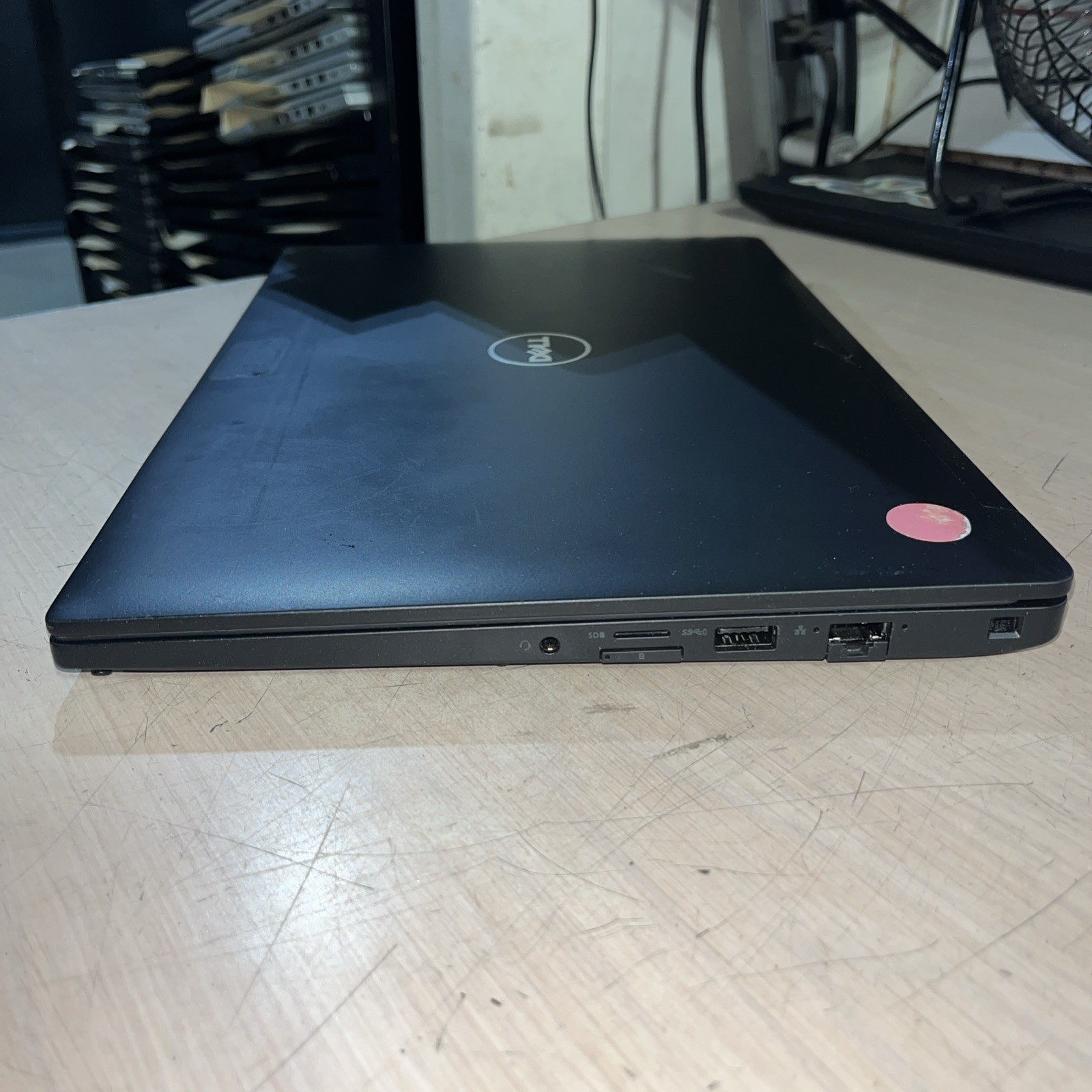 DELL LATITUDE 7480 INTEL CORE I7-7600U 8GB RAM NO HD /