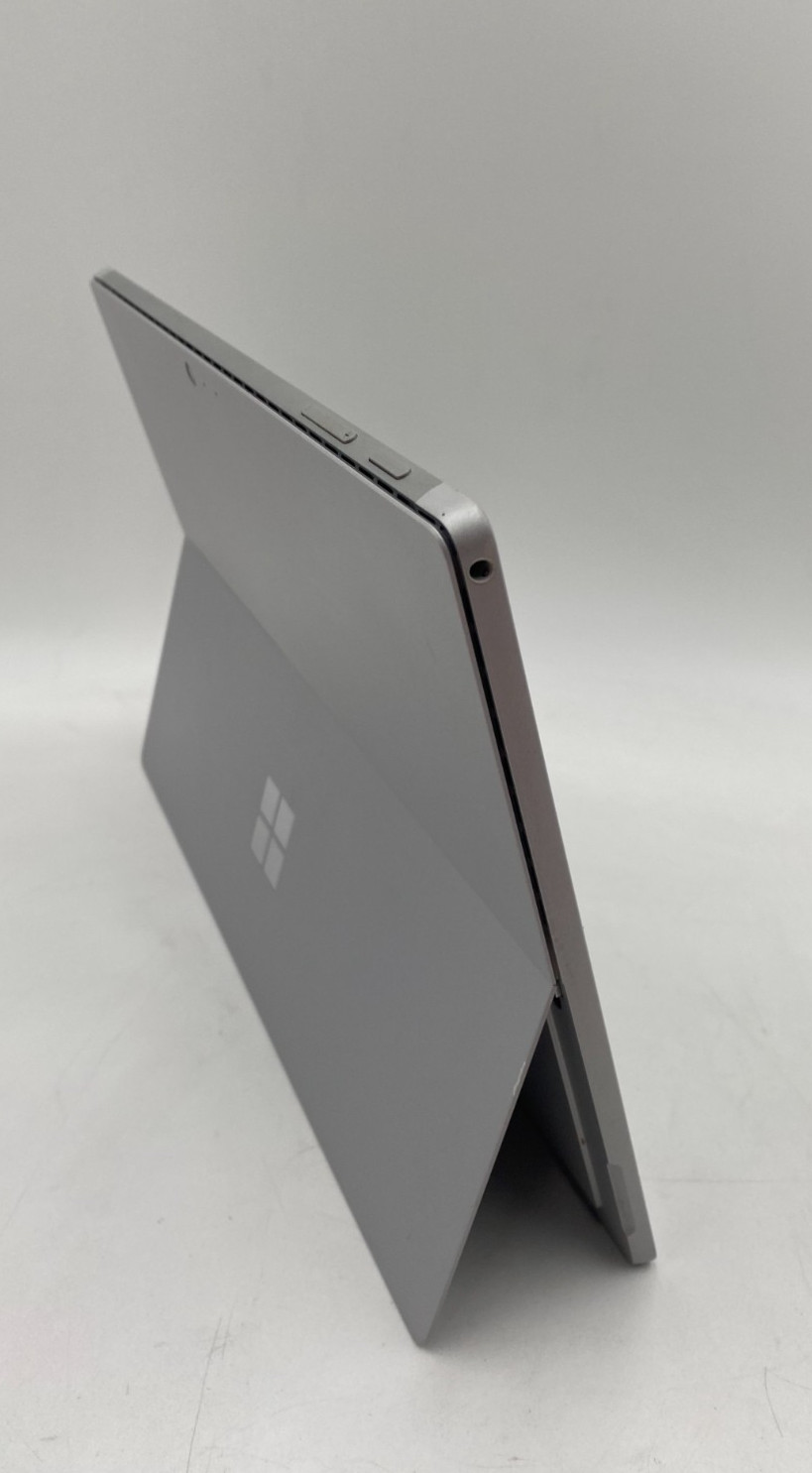 Microsoft Surface Pro 1796 i5-7300U 2.6GHz 256GB SSD 8GB DDR3 Silver GOOD/S2