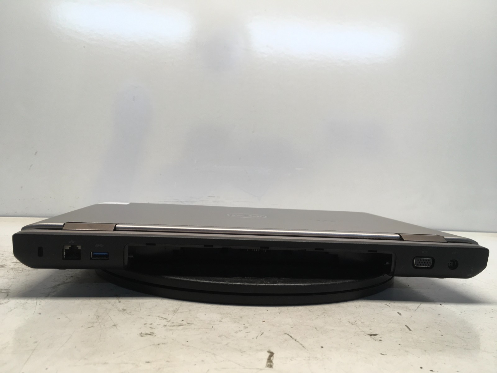 Dell Vostro 3550 Intel i3-2310 2.1GHz 3 GB NO HDD
