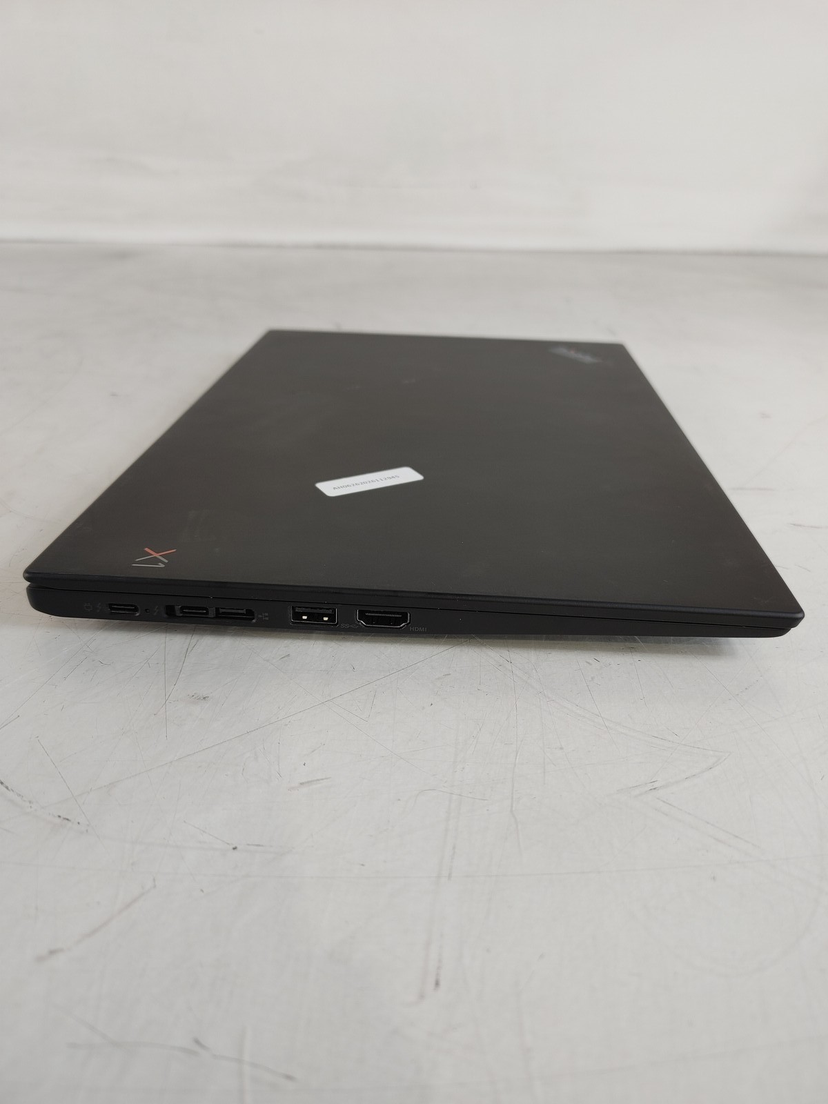 Lenovo ThinkPad X1 Carbon 6th Core i7-8550U 1.80 GHz 16 GB DDR3 No HDD