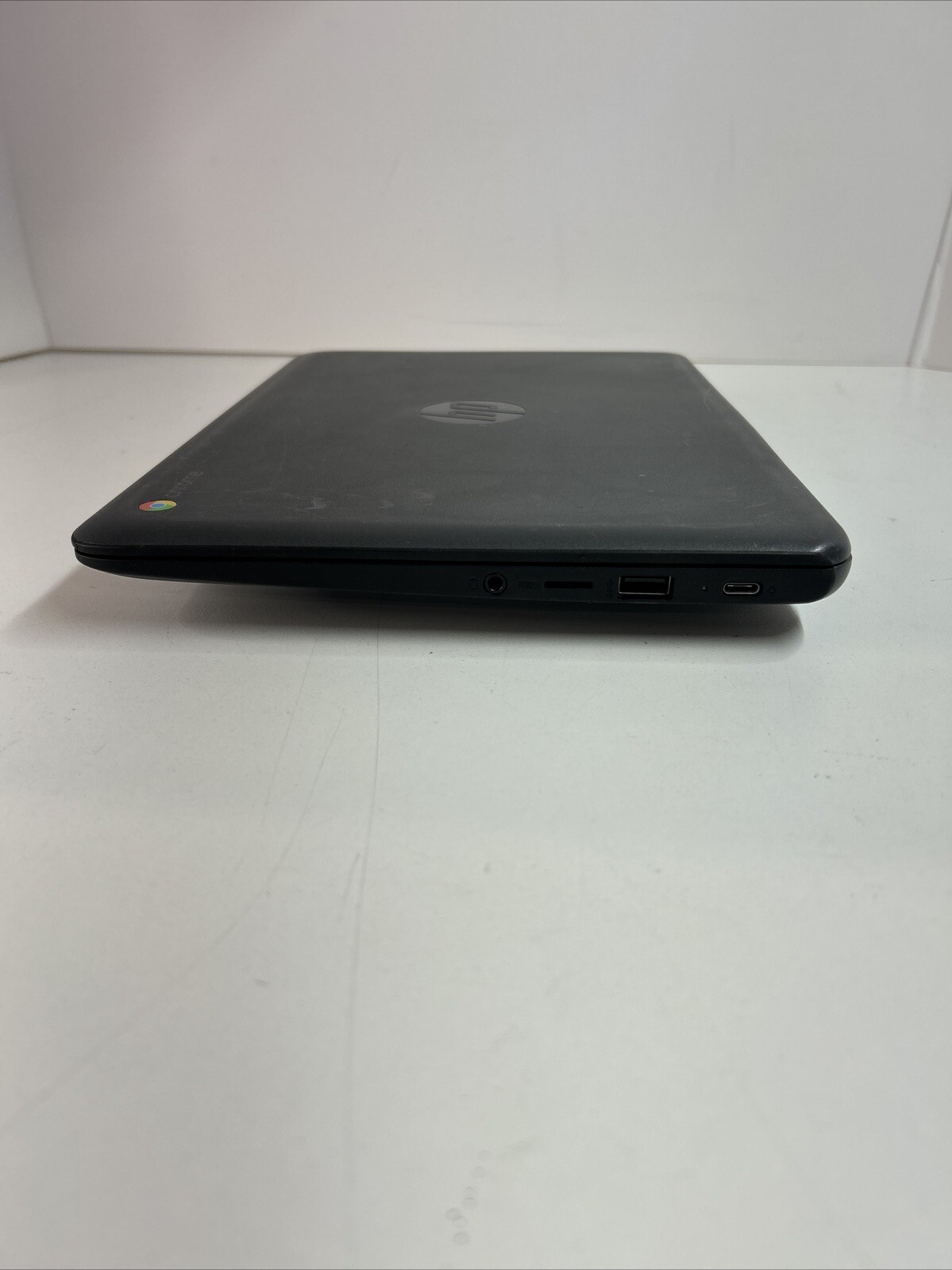 HP Chromebook 11 G6EE Intel Celeron N3350 32GB emmc 4GB RAM Chrome OS