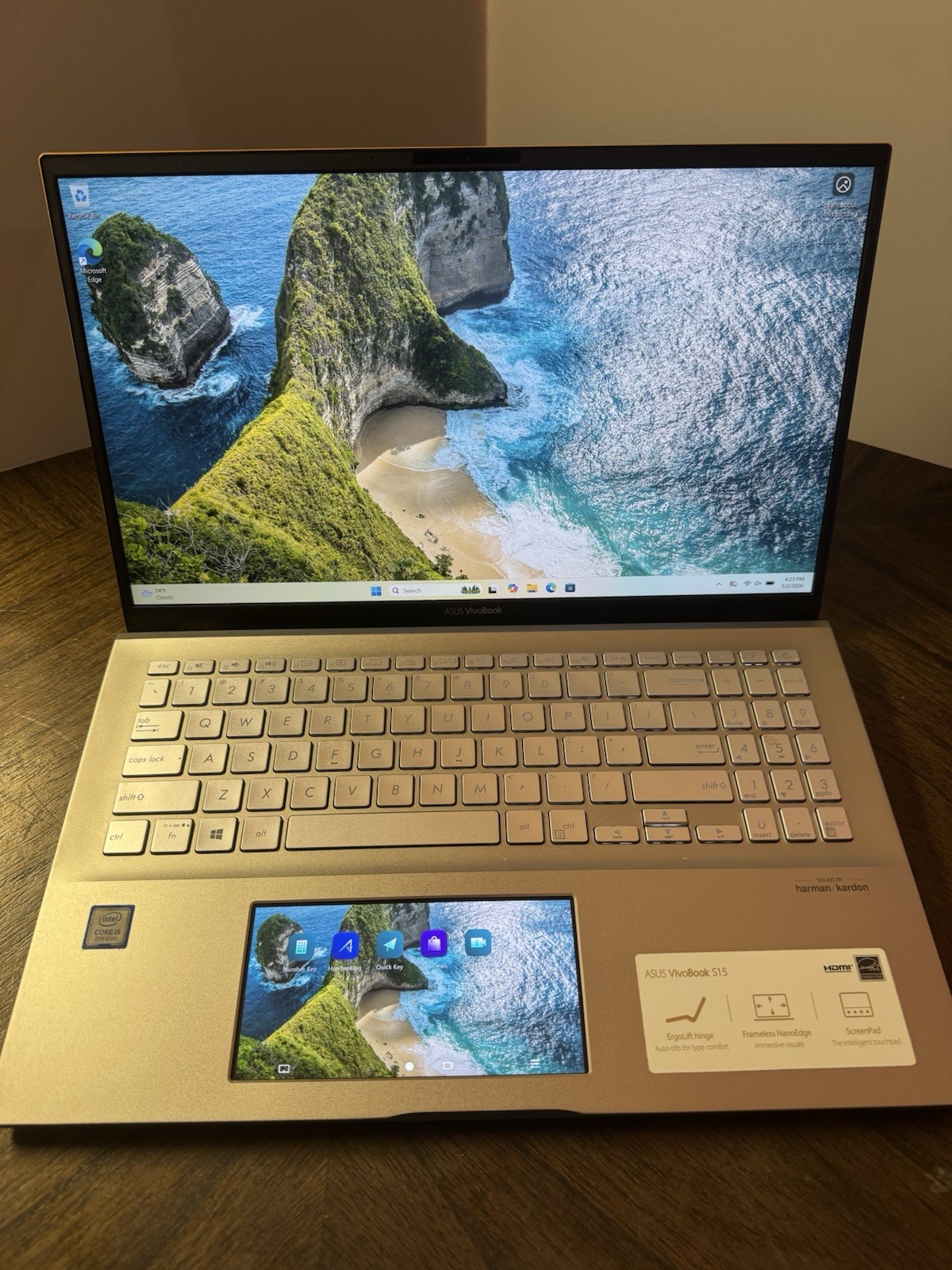 ASUS VivoBook S15 S532F Intel Core i5 15.6″ Gold w/ Charger