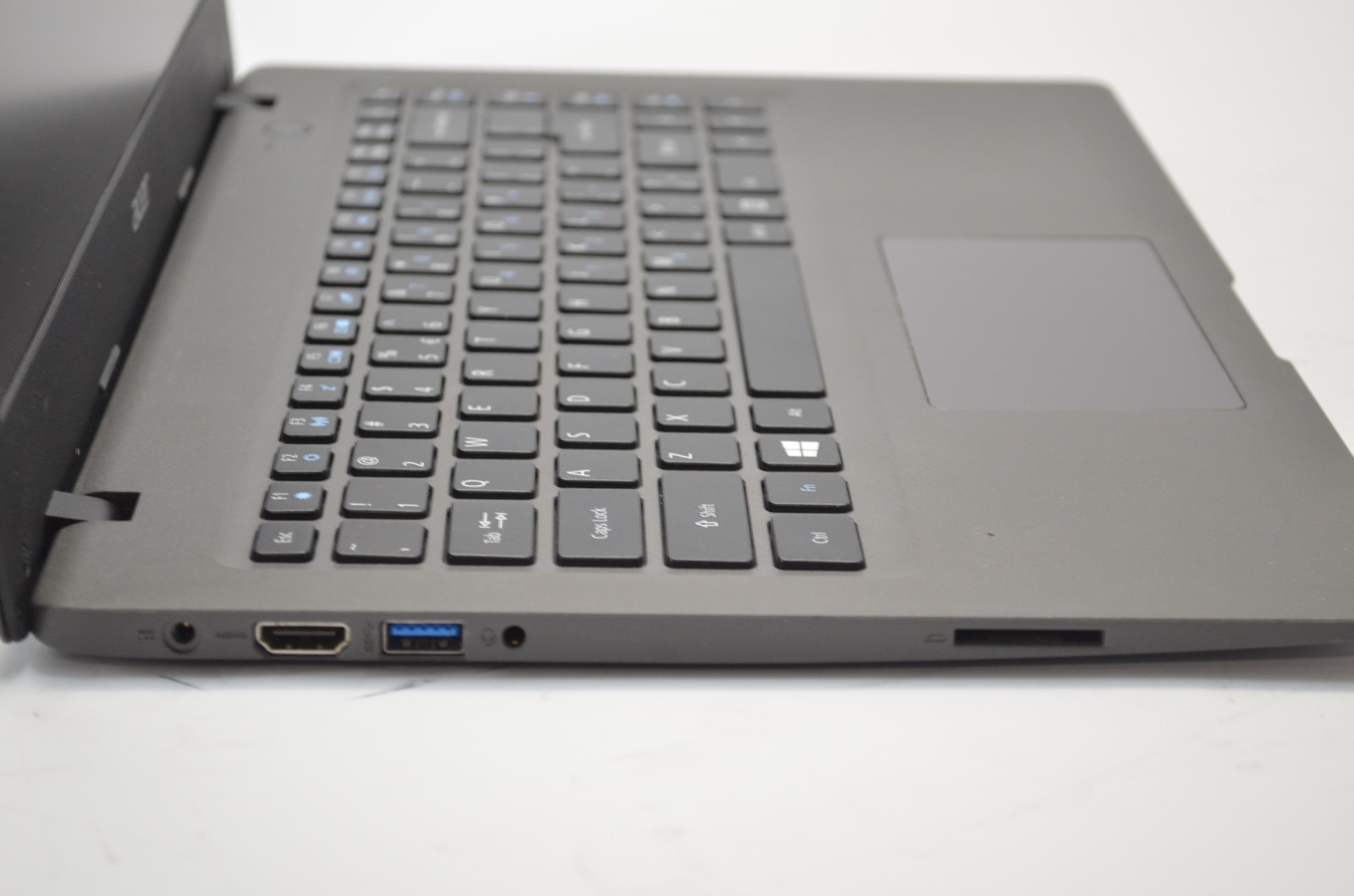 Acer Aspire One Cloudbook 14 AO1-431-C8G8 14″ Celeron N3060 2GB 32GB NO OS PARTS