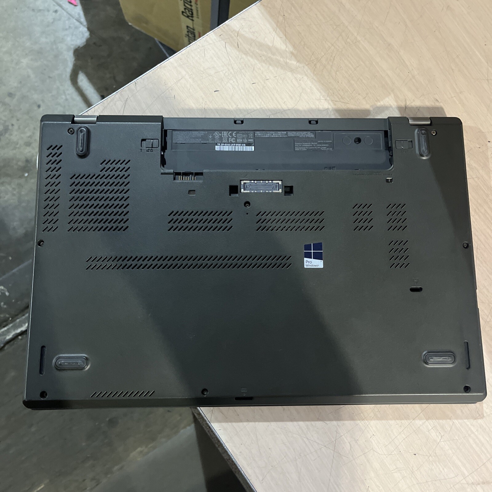 LENOVO THINKPAD T560 INTEL CORE I5-6300U 2.40GHZ 4GB RAM NO HD ,
