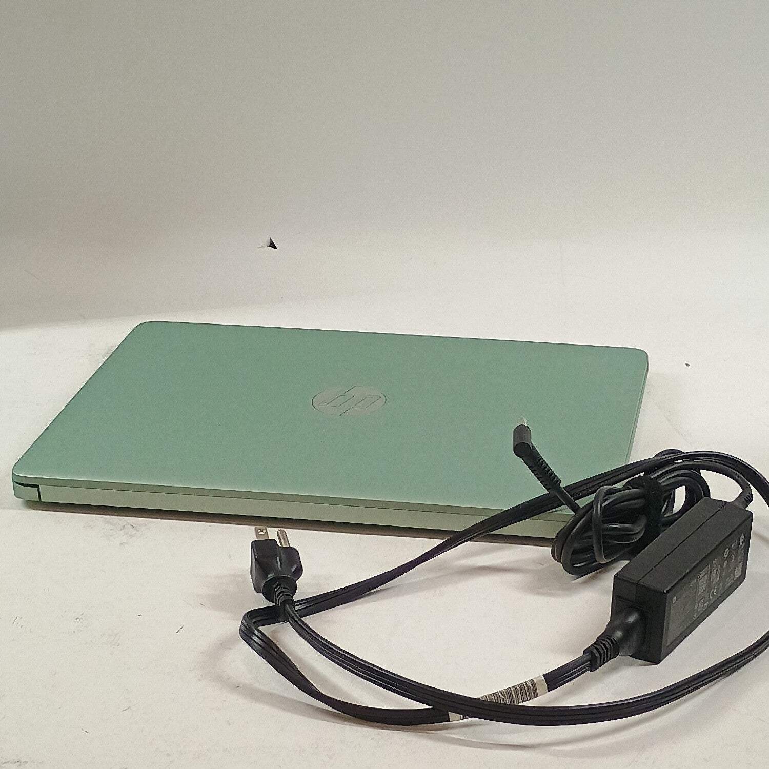HP Laptop 14-DQ6013DX 14″ N150 0.80GHz 16GB RAM 128GB SSD