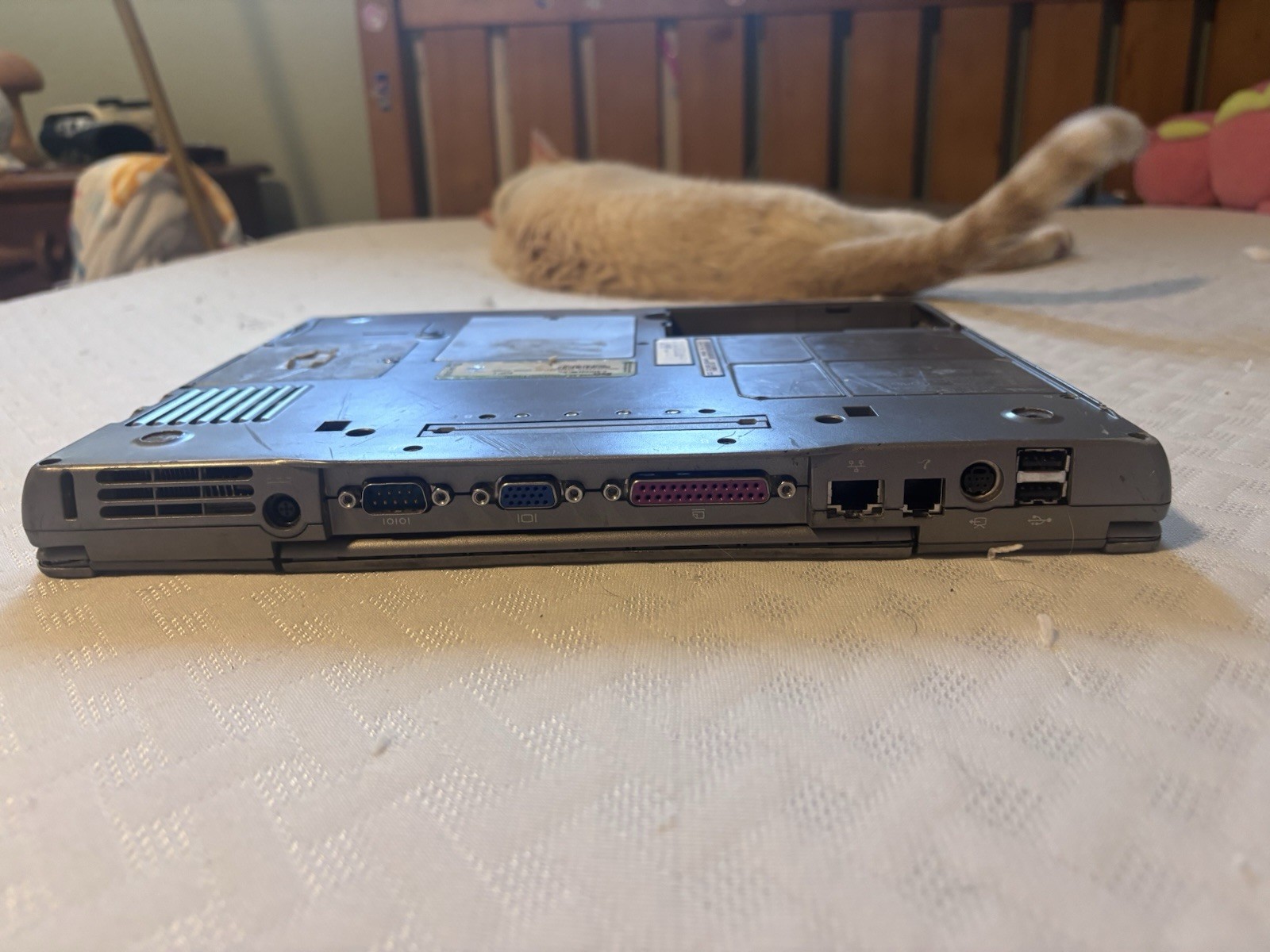 dell latitude d600 laptop for parts and repair