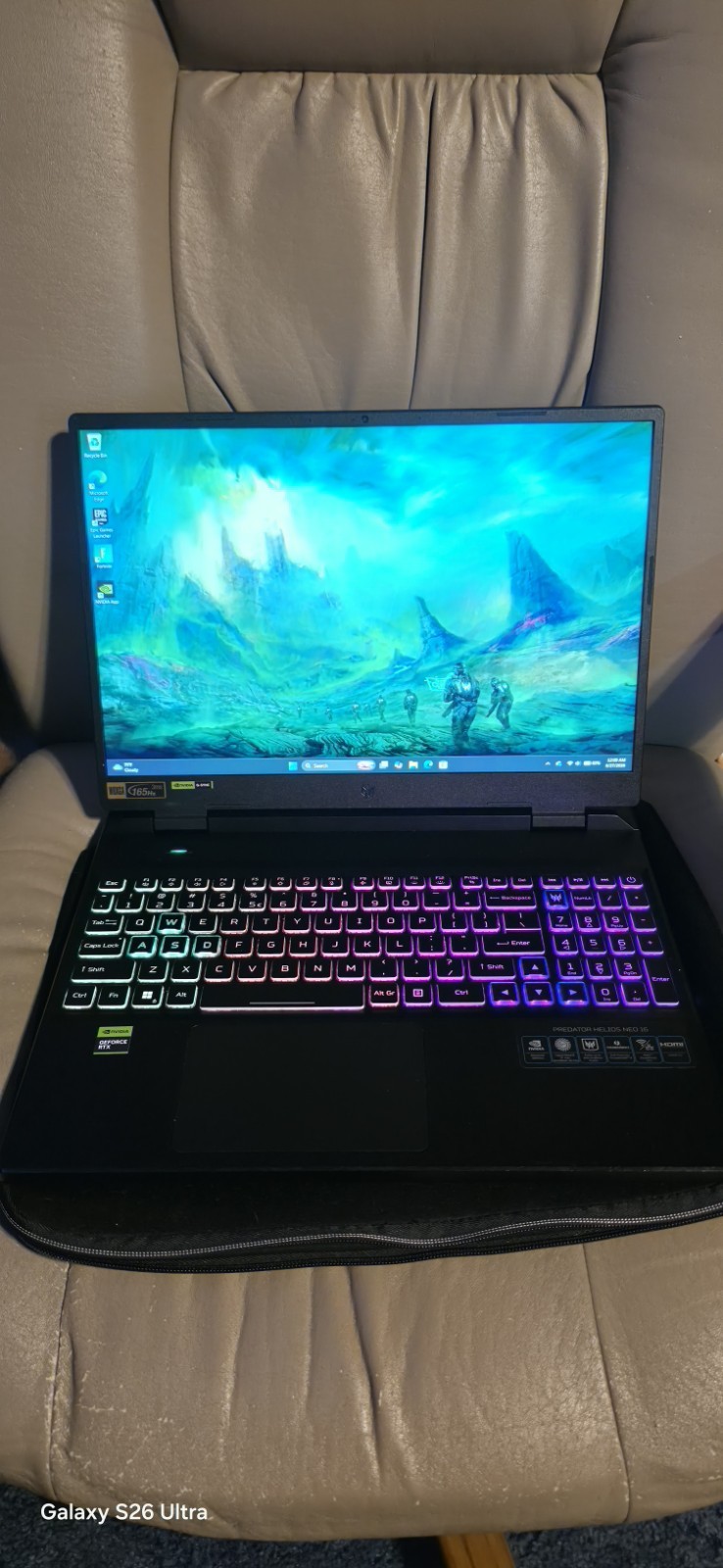 Acer Predator Helios Neo 16 i7-13650HX RTX 4060 16GB 954GB SSD W11 Black