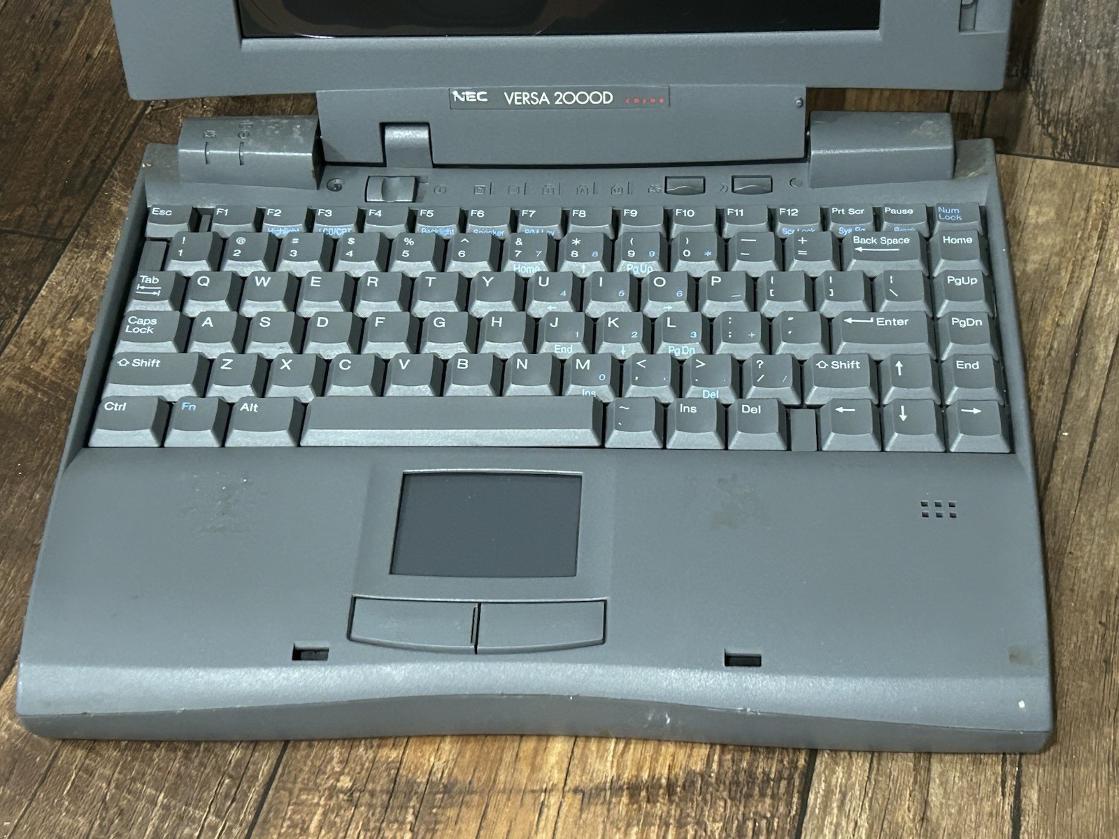 NEC Versa 2000D Laptop For Parts As Is PC-6010-41301W Untested Vintage