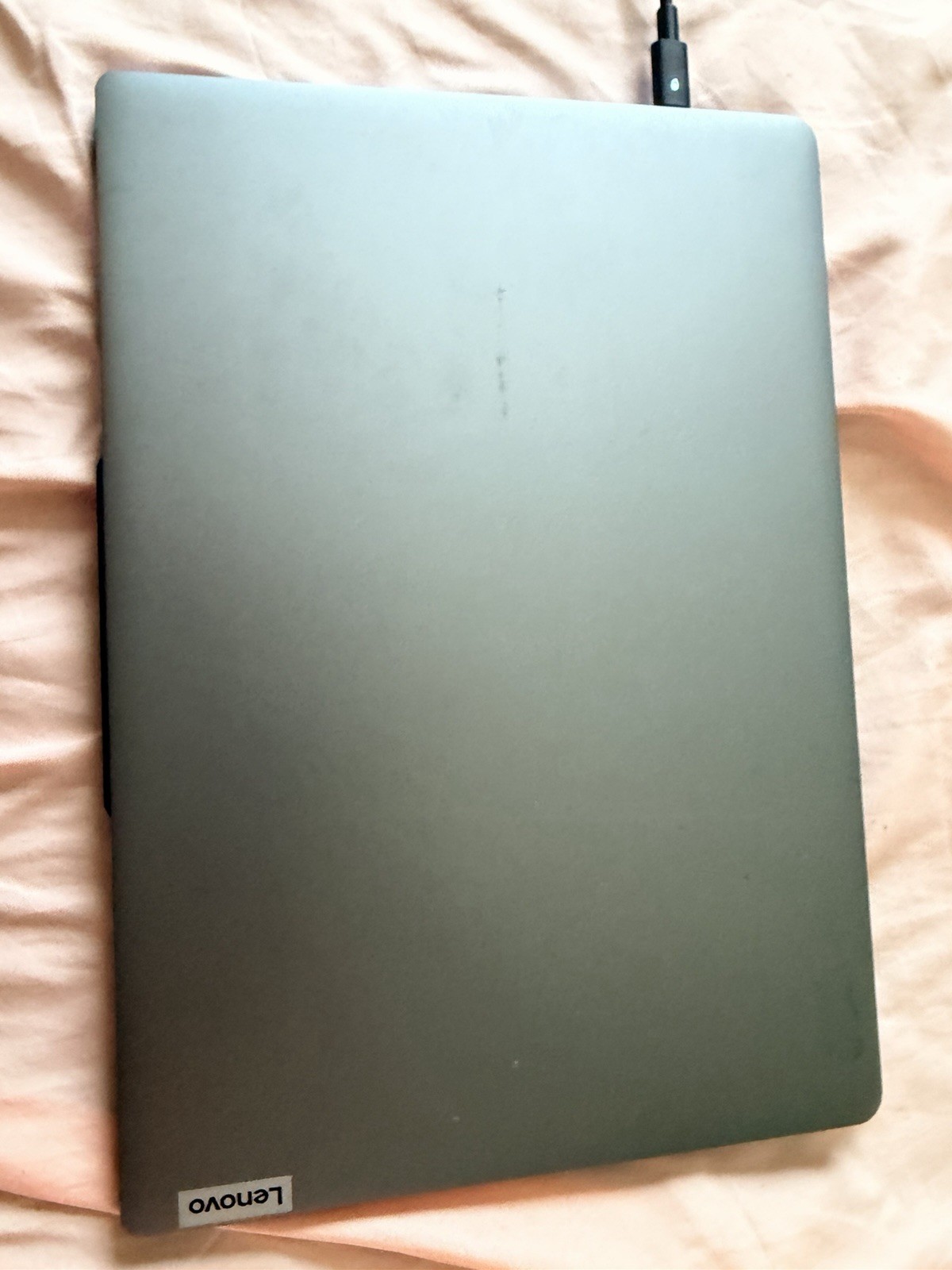 Lenovo IdeaPad Slim 7 Laptop 14IMH9